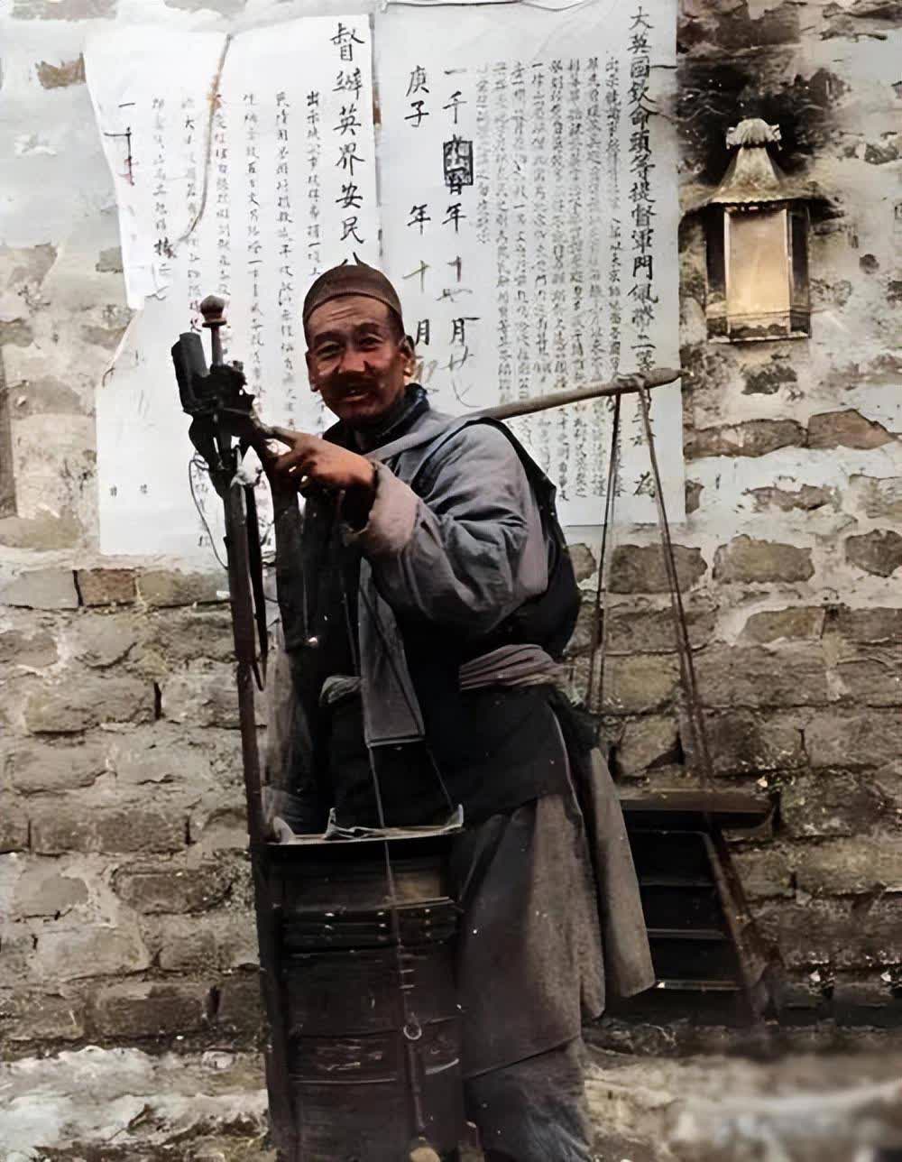 Chiêm ngưỡng loạt ảnh hiếm thời nhà Thanh: Nhan sắc đệ nhất kỹ nữ cũng không gây hiếu kỳ bằng đôi chân cực phẩm - Ảnh 6. Chiêm ngưỡng loạt ảnh hiếm thời nhà Thanh: Nhan sắc đệ nhất kỹ nữ cũng không gây hiếu kỳ bằng đôi chân cực phẩm - Ảnh 6.