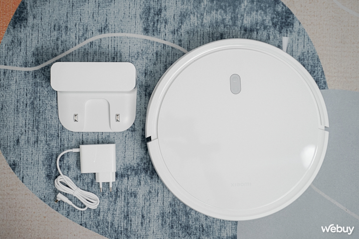 Dùng thử Xiaomi Robot Vacuum E10 mới: Nhỏ gọn, giá vừa tầm, mua sớm tặng quạt thông minh 1.69 triệu - Ảnh 2. Dùng thử Xiaomi Robot Vacuum E10 mới: Nhỏ gọn, giá vừa tầm, mua sớm tặng quạt thông minh 1.69 triệu - Ảnh 2.