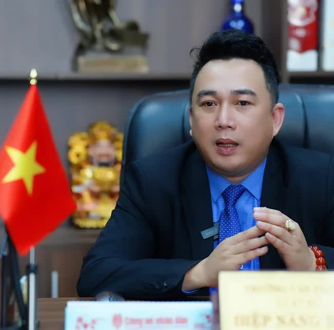 Bị VTV bêu tên vì nội dung rác, TikToker vẫn ngang nhiên lên tiếp những clip hướng nghiệp độc hại: Có coi thường pháp luật? - Ảnh 3. Bị VTV bêu tên vì nội dung rác, TikToker vẫn ngang nhiên lên tiếp những clip hướng nghiệp độc hại: Có coi thường pháp luật? - Ảnh 3.