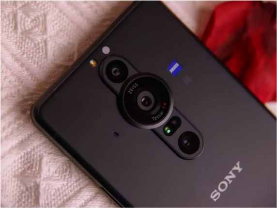 Là cường quốc công nghệ, tại sao Nhật Bản lại "lép vế" trong cuộc đua điện thoại thông minh? - Ảnh 2. Là cường quốc công nghệ, tại sao Nhật Bản lại "lép vế" trong cuộc đua điện thoại thông minh? - Ảnh 2.