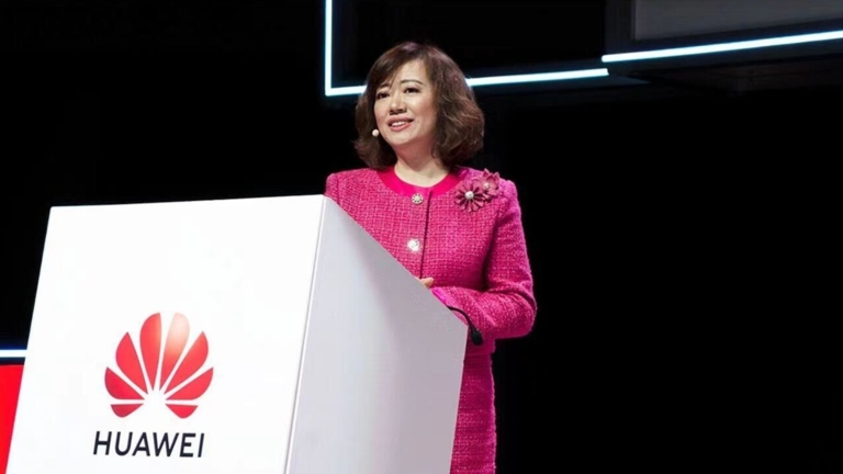 Không còn điện thoại, đây là cách Huawei 'trở lại đường đua' công nghệ với Mỹ - Ảnh 2. Không còn điện thoại, đây là cách Huawei 'trở lại đường đua' công nghệ với Mỹ - Ảnh 2.