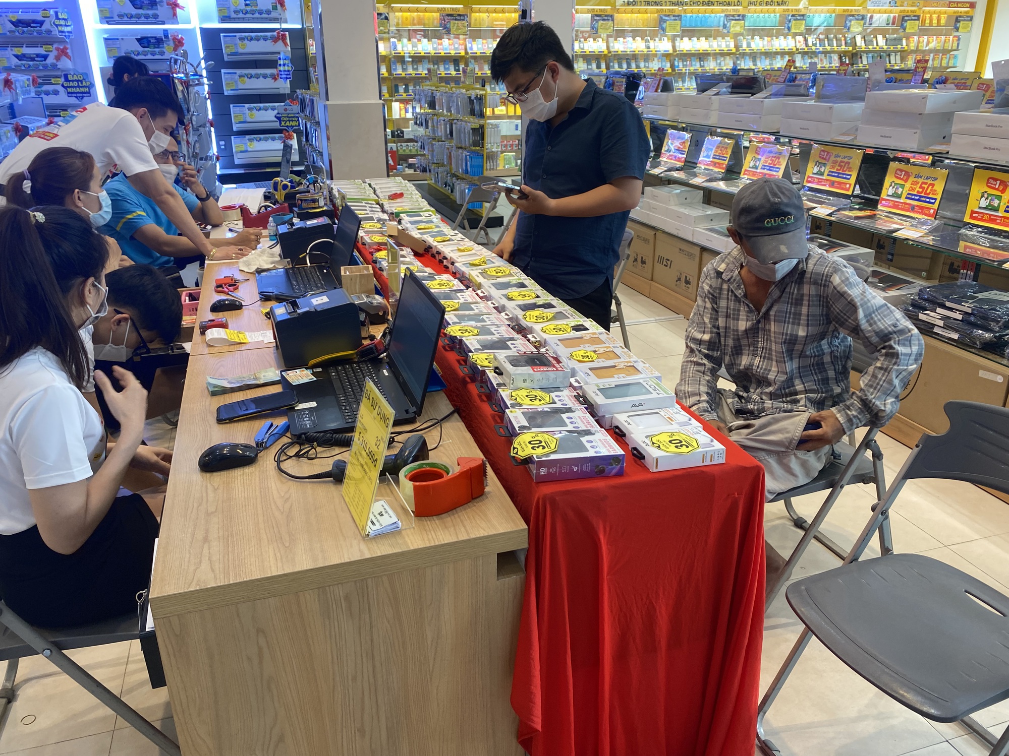 Thế Giới Di Động tạm ngưng hợp tác với F88 - Ảnh 1. Thế Giới Di Động tạm ngưng hợp tác với F88 - Ảnh 1.