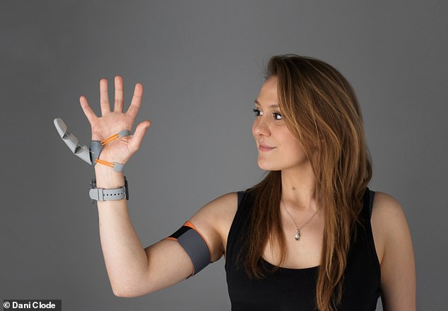 Chuyên gia dự đoán con người sẽ có thêm tay, cánh hoặc xúc tu trong tương lai? - Ảnh 1. Chuyên gia dự đoán con người sẽ có thêm tay, cánh hoặc xúc tu trong tương lai? - Ảnh 1.