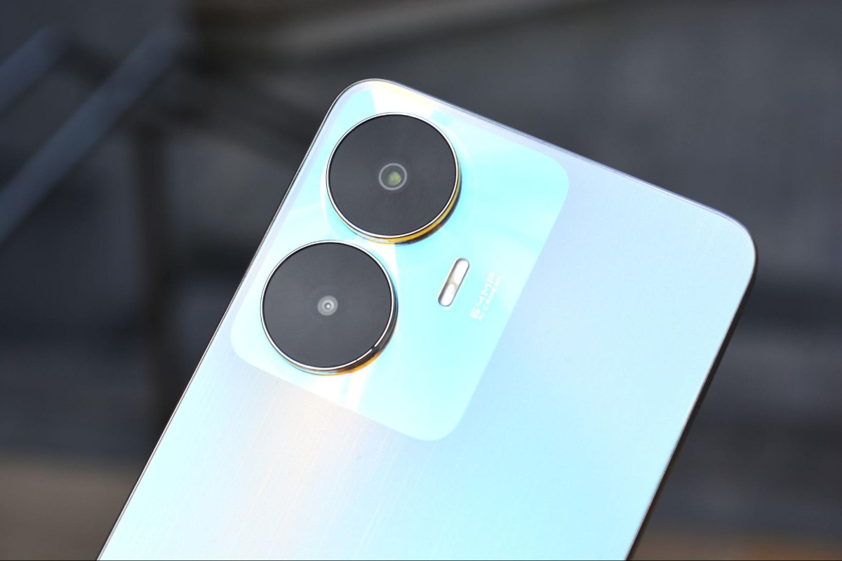 realme ra mắt điện thoại giá rẻ có "Dynamic Island" giống iPhone - Ảnh 2. realme ra mắt điện thoại giá rẻ có "Dynamic Island" giống iPhone - Ảnh 2.