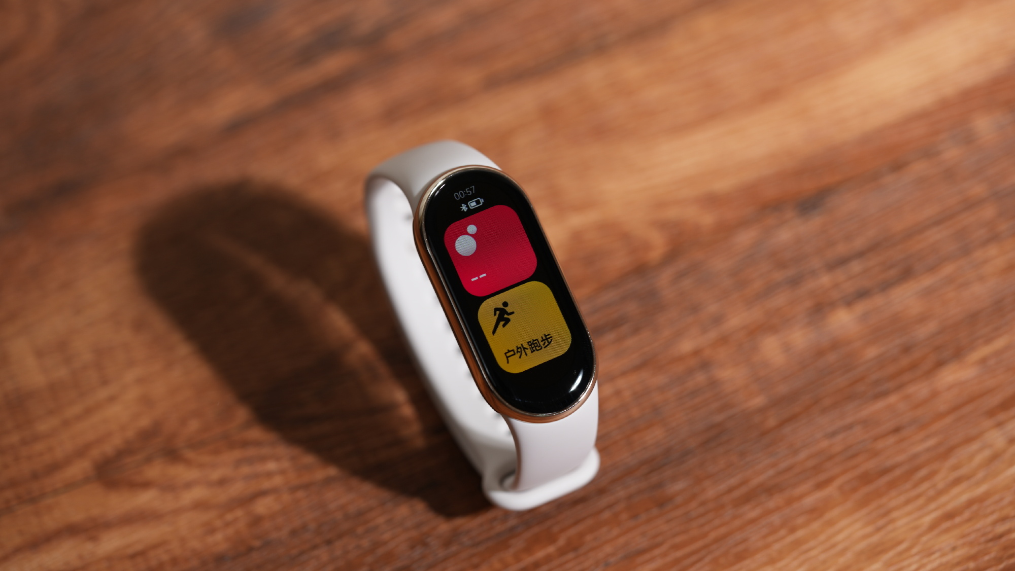 Ảnh thực tế Xiaomi Band 8: Thiết kế như cũ nhưng có thêm tính năng thú vị, giá 849.000 đồng - Ảnh 3. Ảnh thực tế Xiaomi Band 8: Thiết kế như cũ nhưng có thêm tính năng thú vị, giá 849.000 đồng - Ảnh 3.