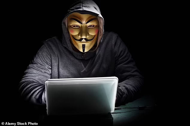 Làm ngay điều này để kiểm tra số điện thoại, thẻ tín dụng của mình có bị rao bán trên web đen hay không - Ảnh 1. Làm ngay điều này để kiểm tra số điện thoại, thẻ tín dụng của mình có bị rao bán trên web đen hay không - Ảnh 1.