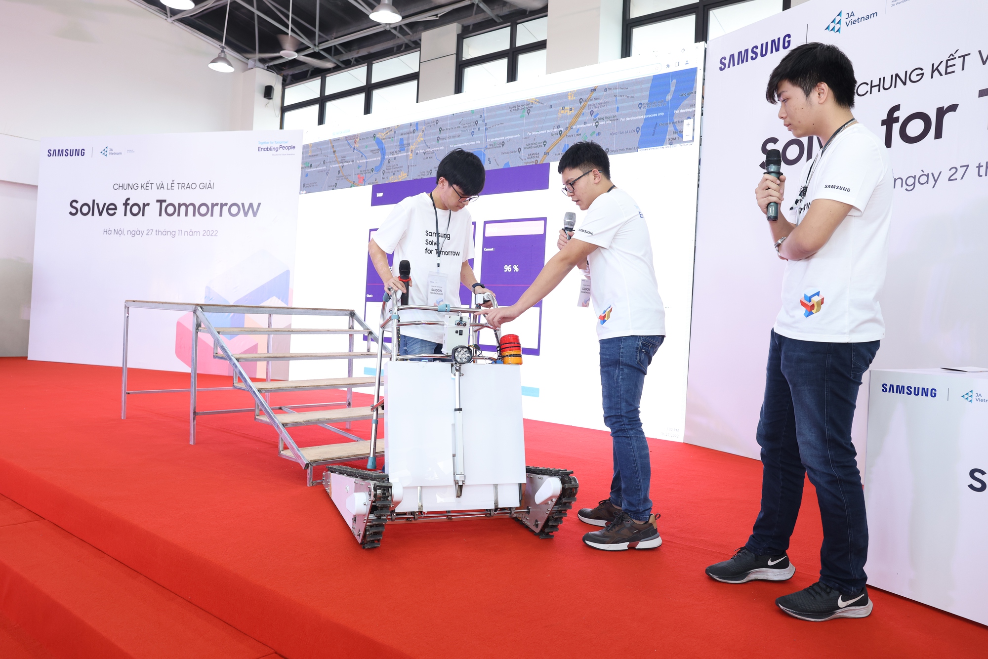 5 điểm khác biệt của cuộc thi sáng tạo dành cho học sinh sinh viên - Solve For Tomorrow 2023 - Ảnh 3. 5 điểm khác biệt của cuộc thi sáng tạo dành cho học sinh sinh viên - Solve For Tomorrow 2023 - Ảnh 3.