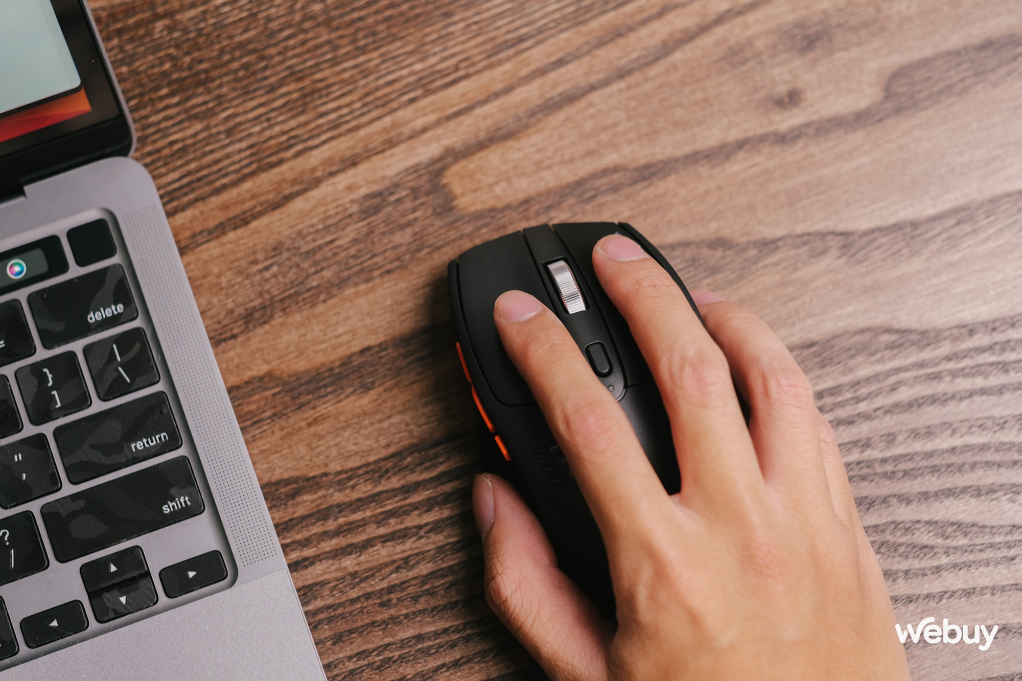 Dùng thử chuột không dây thương hiệu Việt: Thiết kế công thái học, 3 chế độ kết nối, pin 300 giờ mà giá chỉ 590.000 đồng - Ảnh 9. Dùng thử chuột không dây thương hiệu Việt: Thiết kế công thái học, 3 chế độ kết nối, pin 300 giờ mà giá chỉ 590.000 đồng - Ảnh 9.