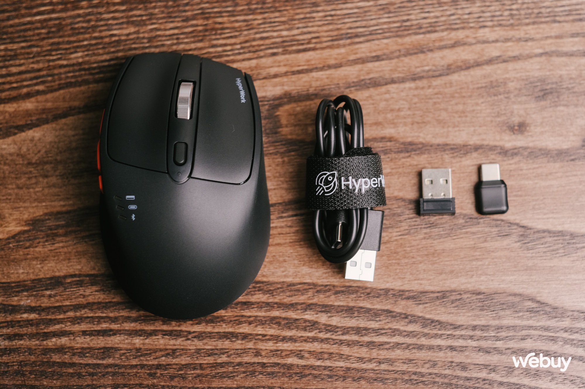 Dùng thử chuột không dây thương hiệu Việt: Thiết kế công thái học, 3 chế độ kết nối, pin 300 giờ mà giá chỉ 590.000 đồng - Ảnh 5. Dùng thử chuột không dây thương hiệu Việt: Thiết kế công thái học, 3 chế độ kết nối, pin 300 giờ mà giá chỉ 590.000 đồng - Ảnh 5.