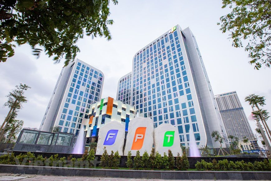 FPT cảnh b&aacute;o lừa đảo: Giả mạo tập đo&agrave;n đăng tuyển dụng, thu tiền, t&aacute;o tợn hẹn ứng vi&ecirc;n dưới ch&acirc;n to&agrave; nh&agrave; FPT Tower để phỏng vấn - Ảnh 1.