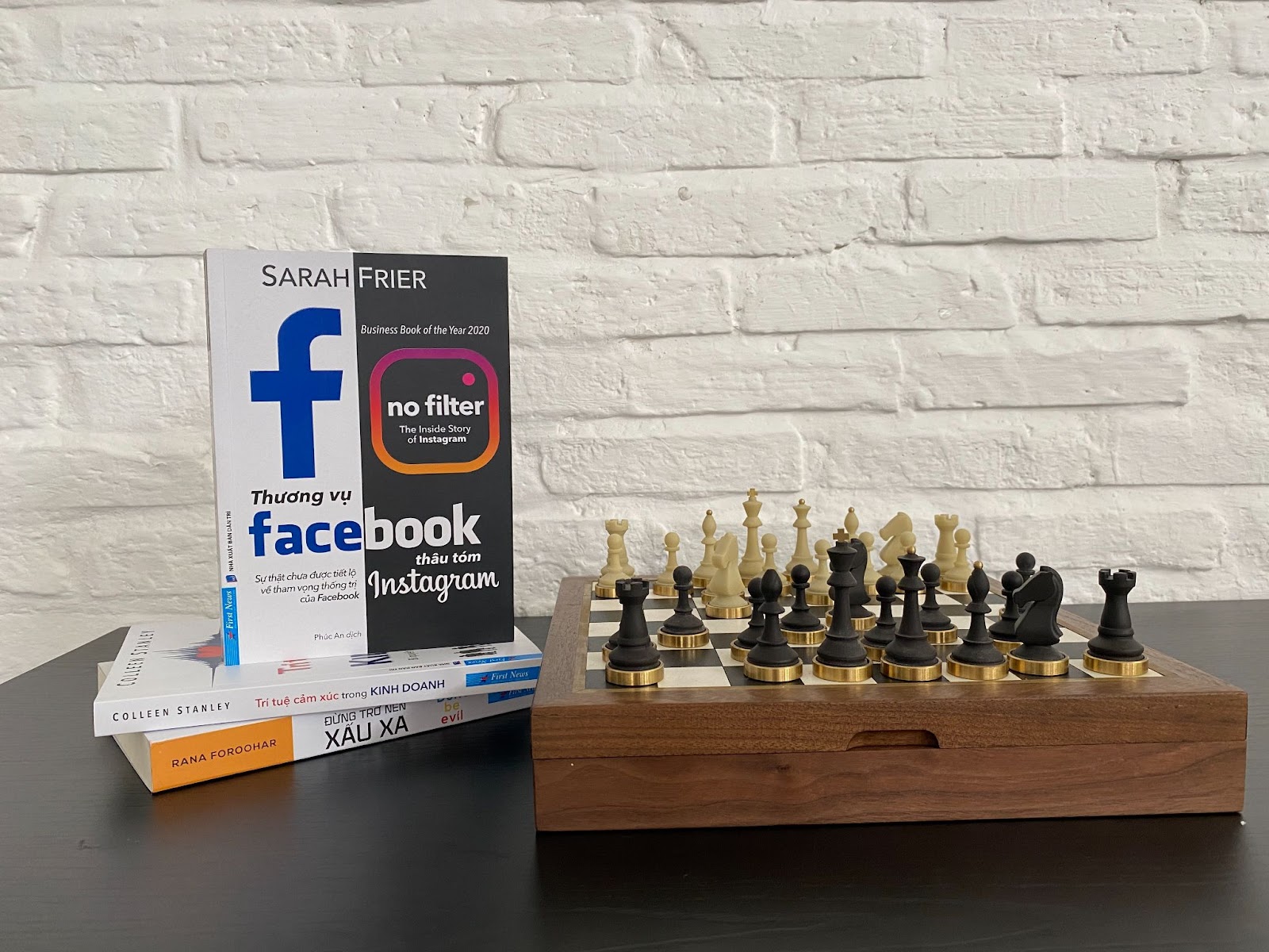 Một c&ocirc;ng ty vỏn vẹn 4 người ban đầu bỗng "vọt tiến" th&agrave;nh mối đe dọa đ&aacute;ng gờm của Facebook, khiến Zuckerberg phải "tạo &aacute;p lực" - Ảnh 4.