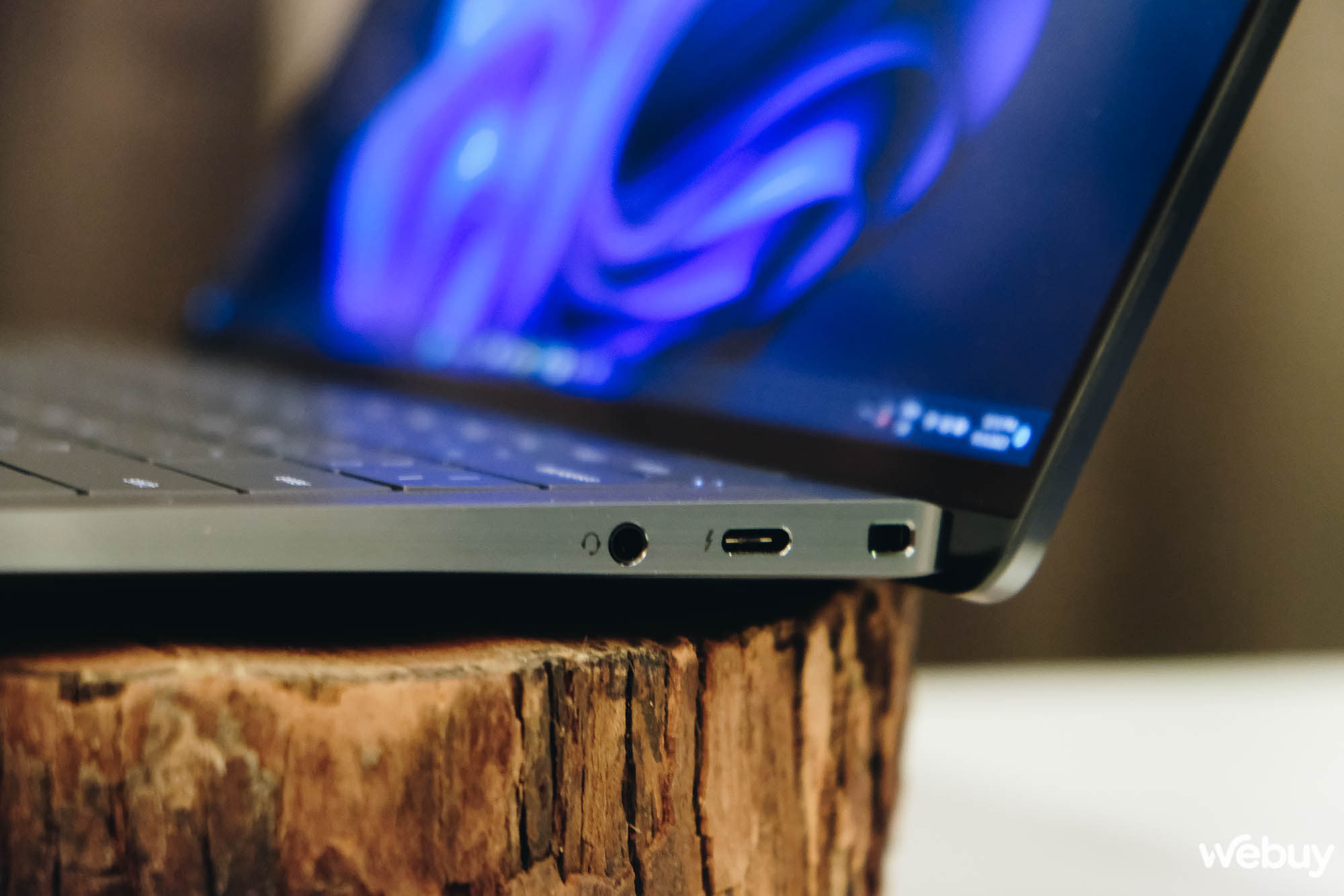 Cận cảnh loạt sản phẩm mới hỗ trợ công việc của Dell: Từ máy trạm đến laptop siêu nhẹ, màn hình 6K đến màn hình di động - Ảnh 5. Cận cảnh loạt sản phẩm mới hỗ trợ công việc của Dell: Từ máy trạm đến laptop siêu nhẹ, màn hình 6K đến màn hình di động - Ảnh 5.