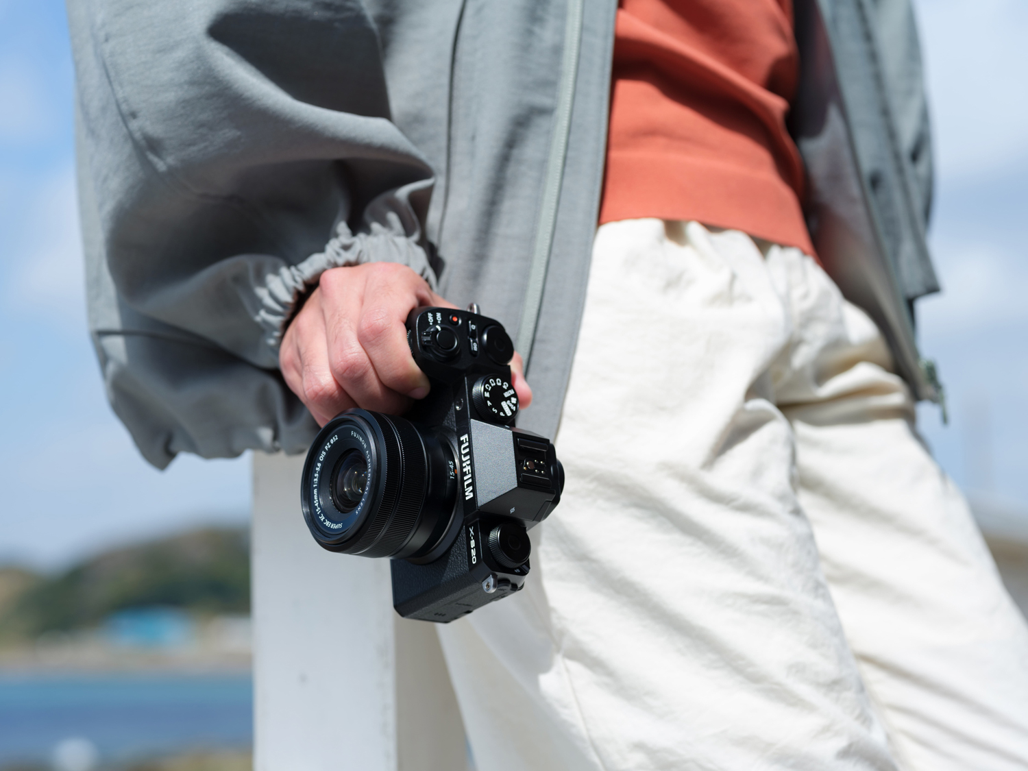 Fujifilm ra mắt máy ảnh X-S20: Chống rung 5 trục, lấy nét bằng học sâu - Ảnh 1. Fujifilm ra mắt máy ảnh X-S20: Chống rung 5 trục, lấy nét bằng học sâu - Ảnh 1.