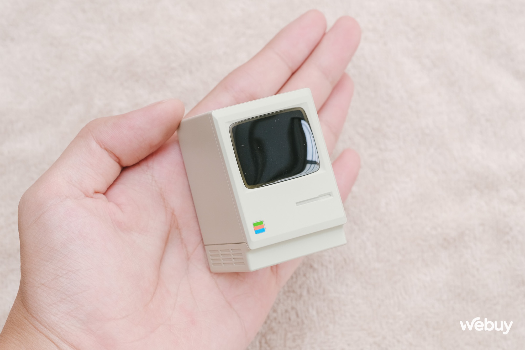 Sạc nhanh Retro thiết kế Macintosh cực đẹp: Công suất 67W, có cả màn hình hiển thị, giá 1,55 triệu đồng - Ảnh 6. Sạc nhanh Retro thiết kế Macintosh cực đẹp: Công suất 67W, có cả màn hình hiển thị, giá 1,55 triệu đồng - Ảnh 6.