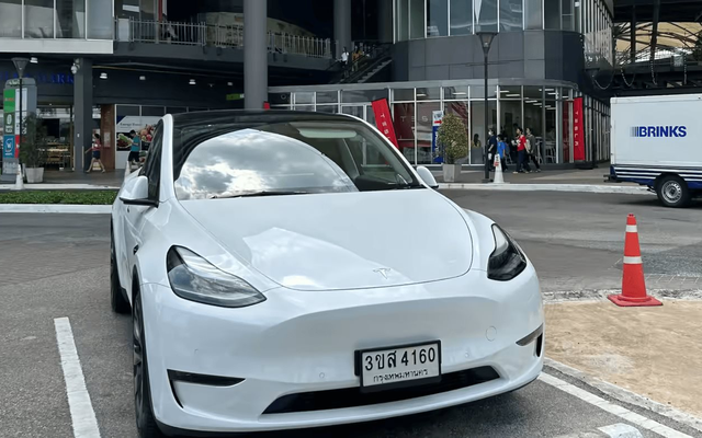 Tesla mạnh tay đầu tư vào quốc gia Đông Nam Á này để không bị xe điện Trung Quốc "bỏ lại phía sau" - Ảnh 1. Tesla mạnh tay đầu tư vào quốc gia Đông Nam Á này để không bị xe điện Trung Quốc "bỏ lại phía sau" - Ảnh 1.