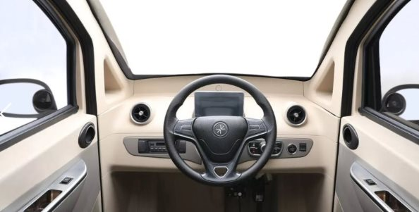 Th&ecirc;m một chiếc xe điện mini 'khuấy động' thị trường: Sức mạnh động cơ chưa bằng 1/2 Wave Alpha, sạc một lần đi 80 km, gi&aacute; chỉ 180 triệu đồng - Ảnh 3.