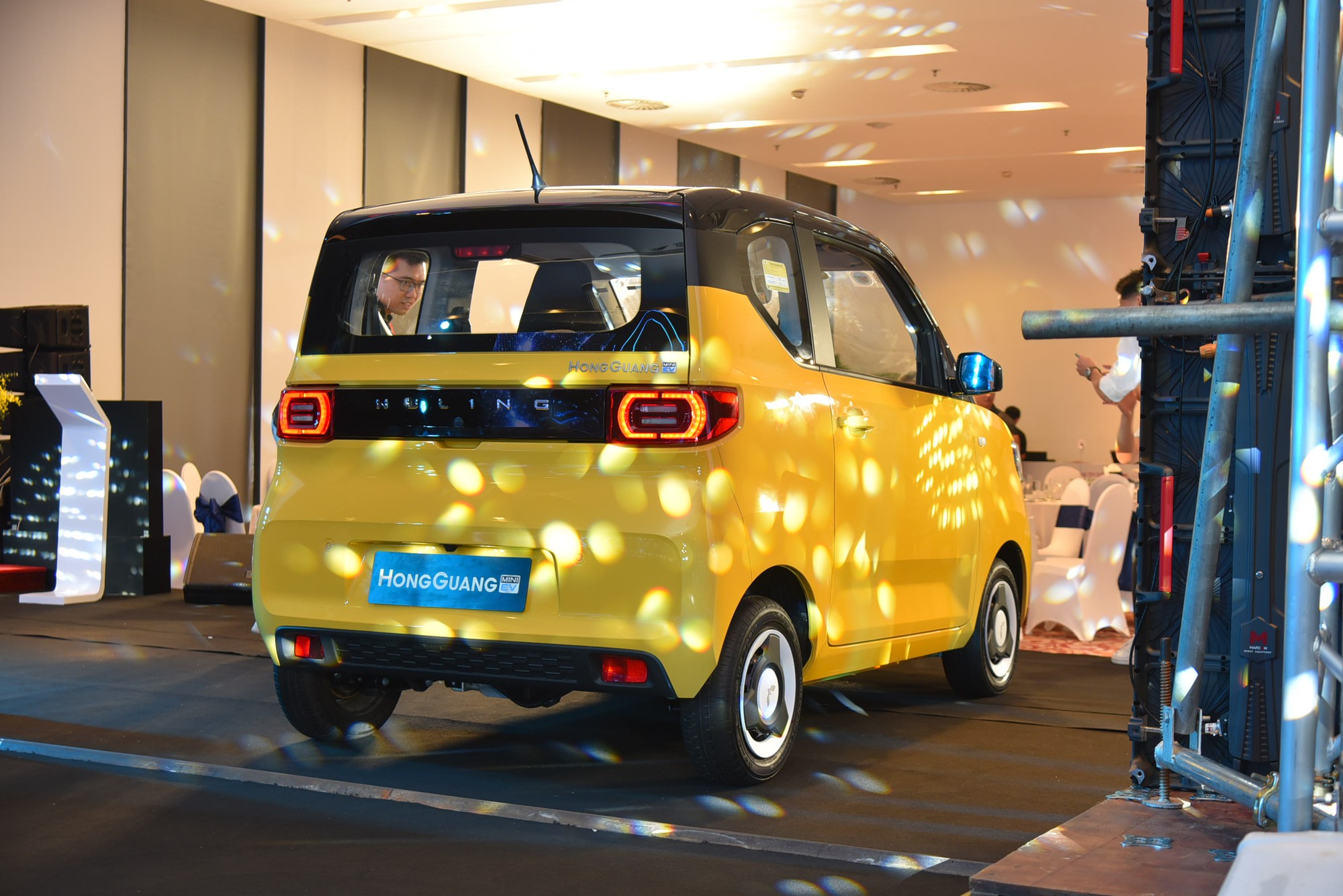 So sánh 4 bản Wuling HongGuang MiniEV: Chênh 40 triệu, khác tầm vận hành, an toàn và nhiều thứ khác cần biết trước khi đặt cọc - Ảnh 14. So sánh 4 bản Wuling HongGuang MiniEV: Chênh 40 triệu, khác tầm vận hành, an toàn và nhiều thứ khác cần biết trước khi đặt cọc - Ảnh 14.