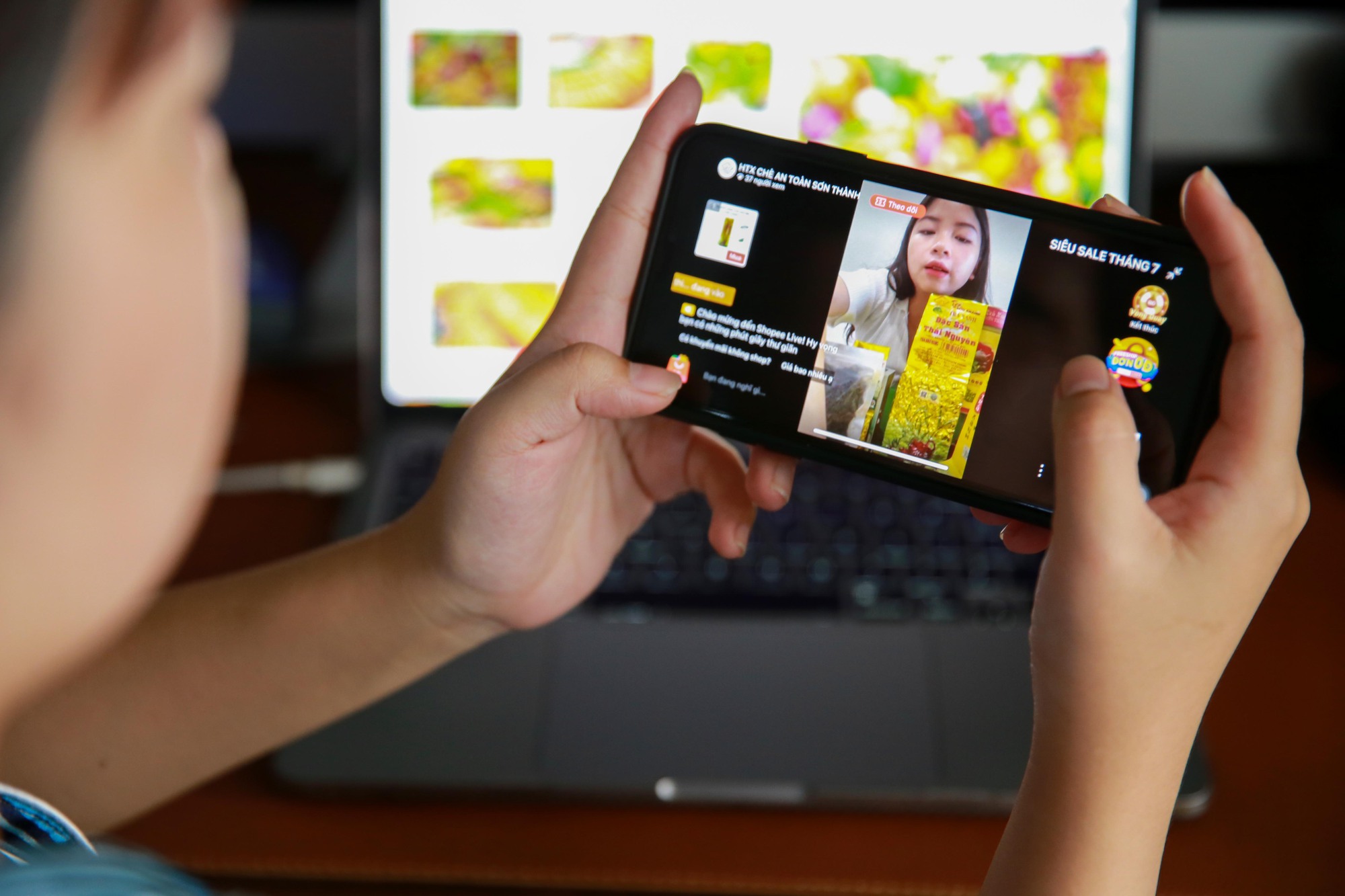 Vì sao nhiều người nghiện mua sắm TikTok? - Ảnh 1. Vì sao nhiều người nghiện mua sắm TikTok? - Ảnh 1.