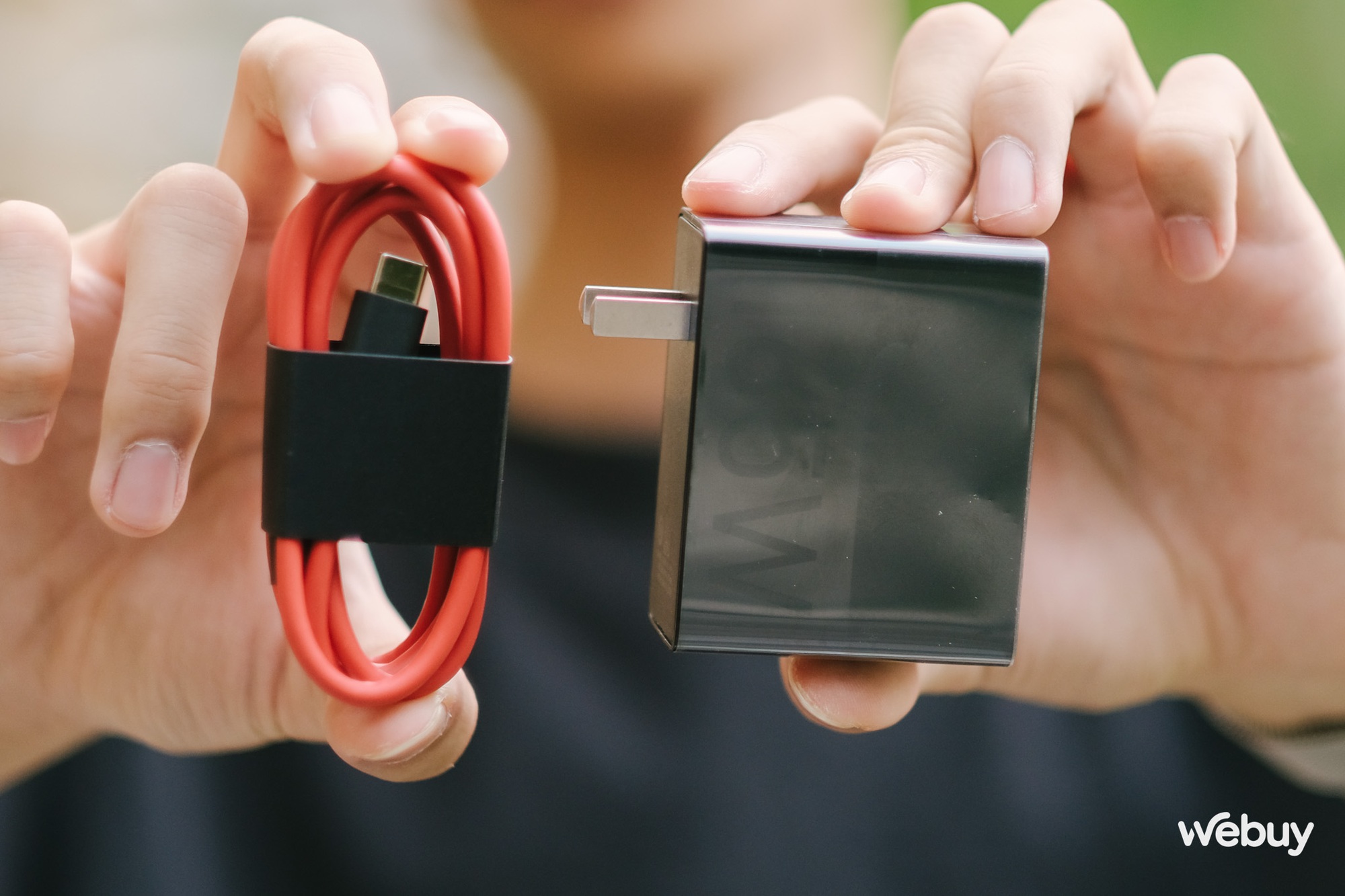 Khi smartphone chơi game có thiết kế đẹp hơn cả iPhone và Samsung - Ảnh 16. Khi smartphone chơi game có thiết kế đẹp hơn cả iPhone và Samsung - Ảnh 16.