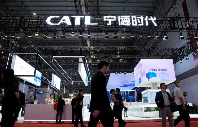 Giữa loạt tin mừng của VinFast, đối t&aacute;c ruột vừa giới thiệu loại pin &ldquo;bom tấn&rdquo; của ng&agrave;nh xe điện: Đi 400km chỉ với 10 ph&uacute;t sạc, sẽ xuất xưởng v&agrave;o đầu năm tới - Ảnh 2.