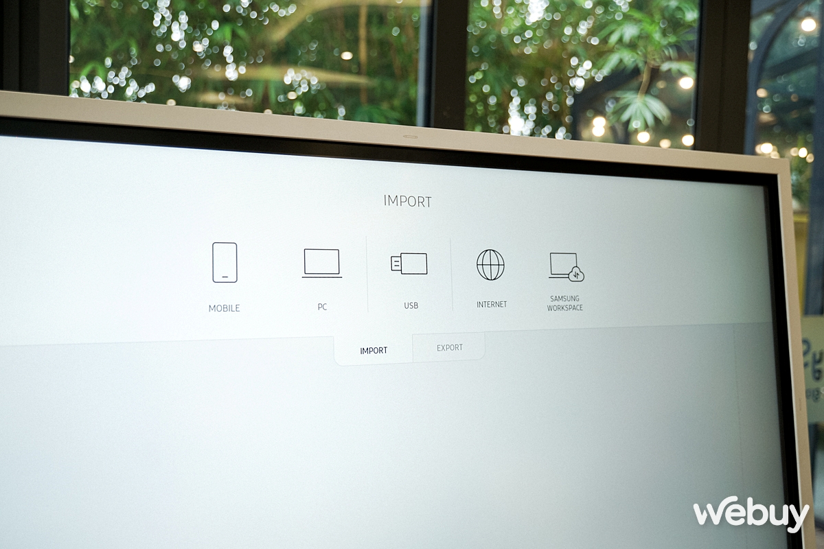 Bảng tương tác Samsung Flip Pro: Trải nghiệm mới lạ, hứa hẹn thay thế “bảng đen, phấn trắng” trong trường học - Ảnh 11. Bảng tương tác Samsung Flip Pro: Trải nghiệm mới lạ, hứa hẹn thay thế “bảng đen, phấn trắng” trong trường học - Ảnh 11.