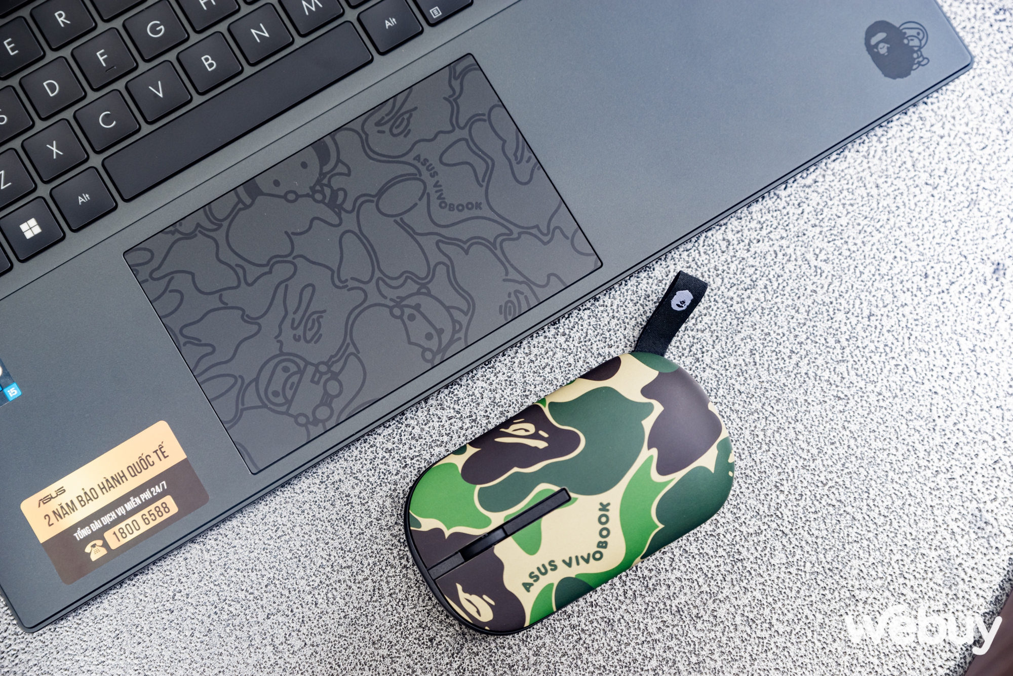 Trên tay ASUS Vivobook S BAPE Edition: Đã đến lúc laptop cũng hợp tác với thời trang? - Ảnh 12. Trên tay ASUS Vivobook S BAPE Edition: Đã đến lúc laptop cũng hợp tác với thời trang? - Ảnh 12.