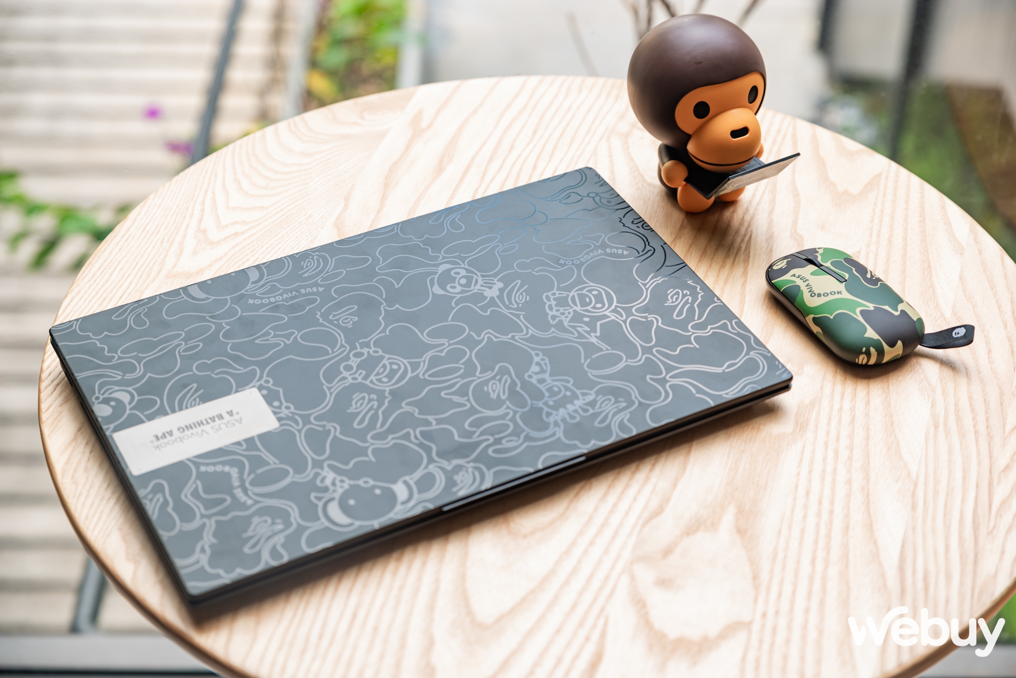 Trên tay ASUS Vivobook S BAPE Edition: Đã đến lúc laptop cũng hợp tác với thời trang? - Ảnh 4. Trên tay ASUS Vivobook S BAPE Edition: Đã đến lúc laptop cũng hợp tác với thời trang? - Ảnh 4.