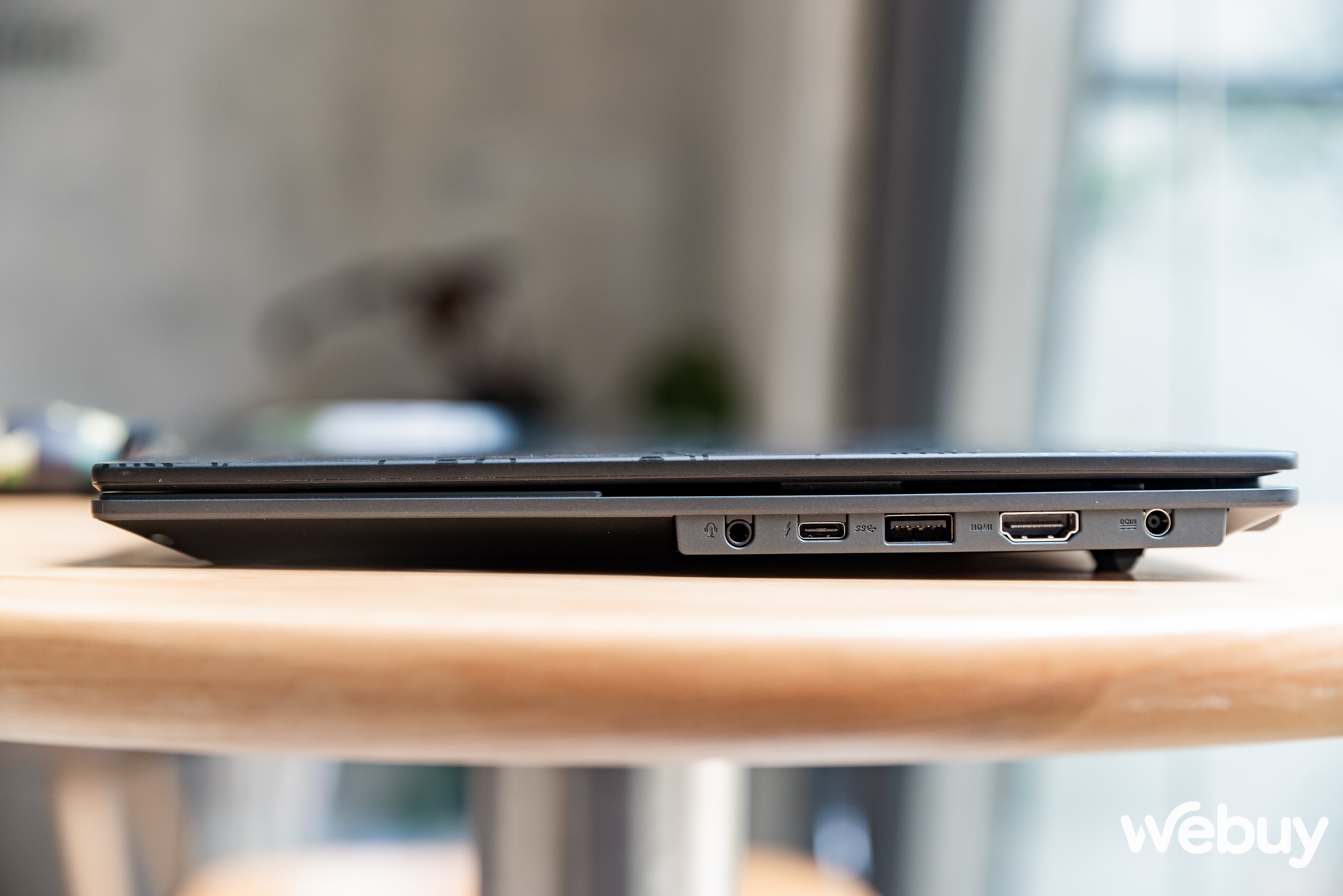 Trên tay ASUS Vivobook S BAPE Edition: Đã đến lúc laptop cũng hợp tác với thời trang? - Ảnh 15. Trên tay ASUS Vivobook S BAPE Edition: Đã đến lúc laptop cũng hợp tác với thời trang? - Ảnh 15.