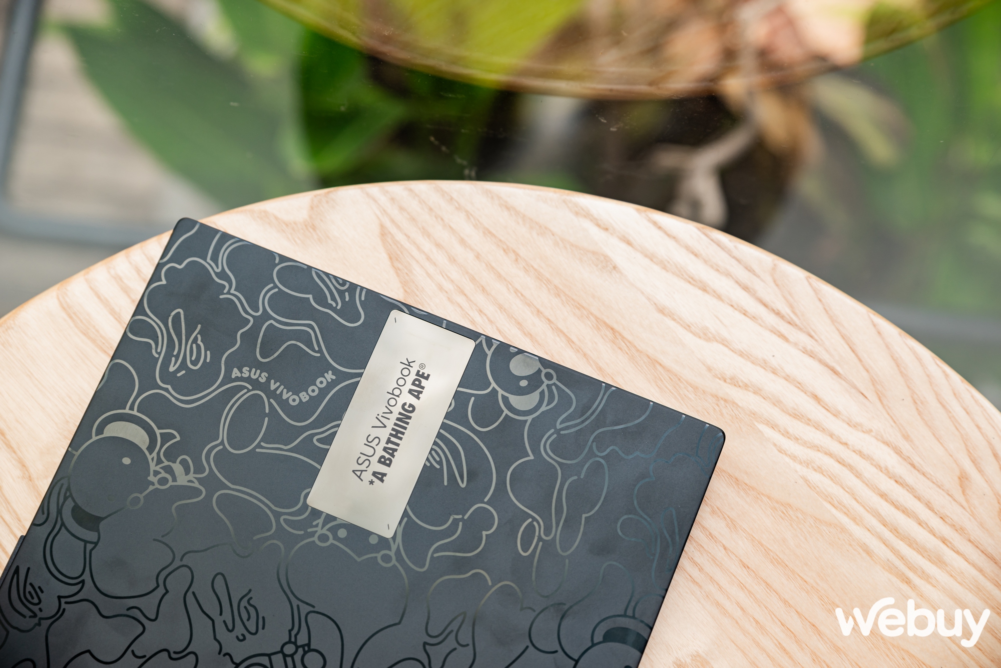 Trên tay ASUS Vivobook S BAPE Edition: Đã đến lúc laptop cũng hợp tác với thời trang? - Ảnh 6. Trên tay ASUS Vivobook S BAPE Edition: Đã đến lúc laptop cũng hợp tác với thời trang? - Ảnh 6.