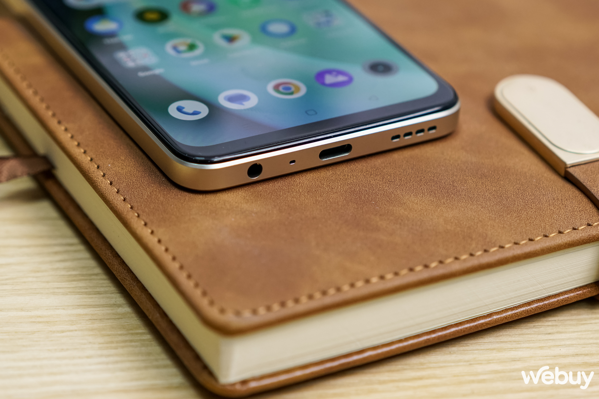 Đánh giá realme 11: Chiếc smartphone mang tính 'đòn bẩy'? - Ảnh 5. Đánh giá realme 11: Chiếc smartphone mang tính 'đòn bẩy'? - Ảnh 5.