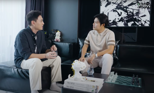 Thú vui sưu tầm của nhạc sĩ Nguyễn Văn Chung: Bộ Bearbrick có 102, phiên bản custom in toàn tên bài hát - Ảnh 2. Thú vui sưu tầm của nhạc sĩ Nguyễn Văn Chung: Bộ Bearbrick có 102, phiên bản custom in toàn tên bài hát - Ảnh 2.