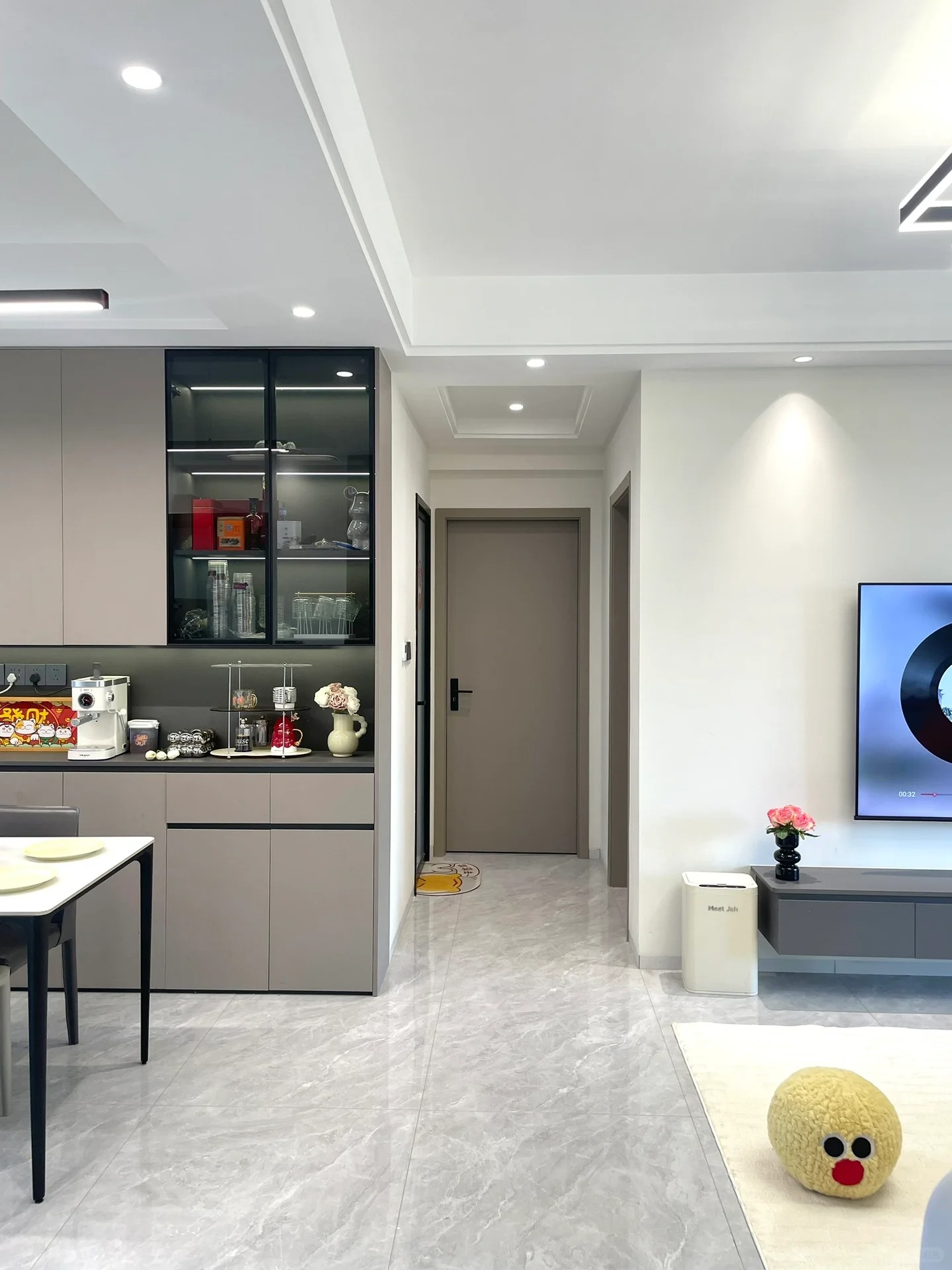 Chi 92 triệu sửa căn hộ theo phong cách tiết kiệm - Ảnh 2. Chi 92 triệu sửa căn hộ theo phong cách tiết kiệm - Ảnh 2.