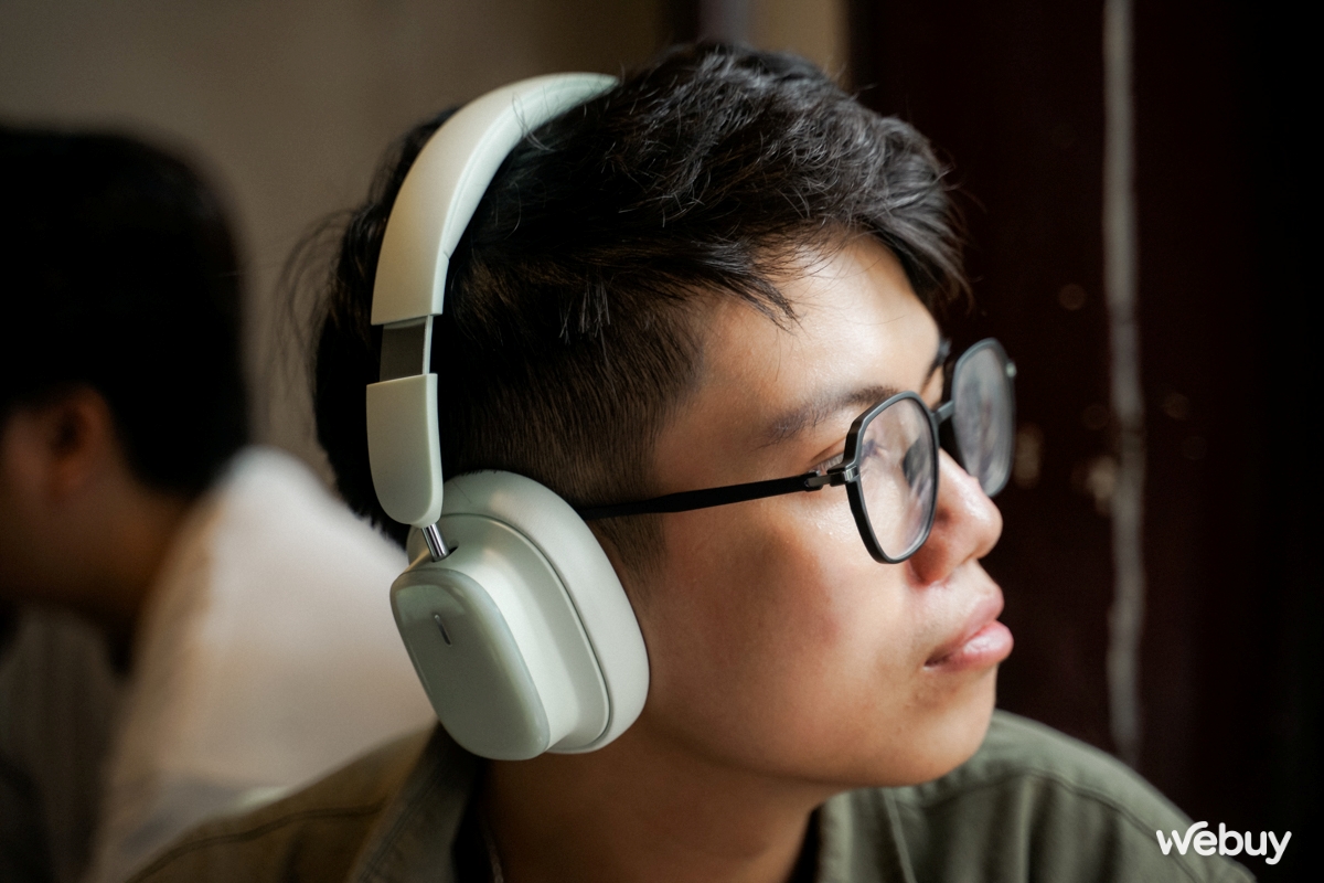 Săn sale Baseus H1i chỉ 618.000đ: Đẹp, nghe hay, có chống ồn, âm thanh Spatial Sound, “đỉnh” nhất là pin 100 giờ - Ảnh 1. Săn sale Baseus H1i chỉ 618.000đ: Đẹp, nghe hay, có chống ồn, âm thanh Spatial Sound, “đỉnh” nhất là pin 100 giờ - Ảnh 1.