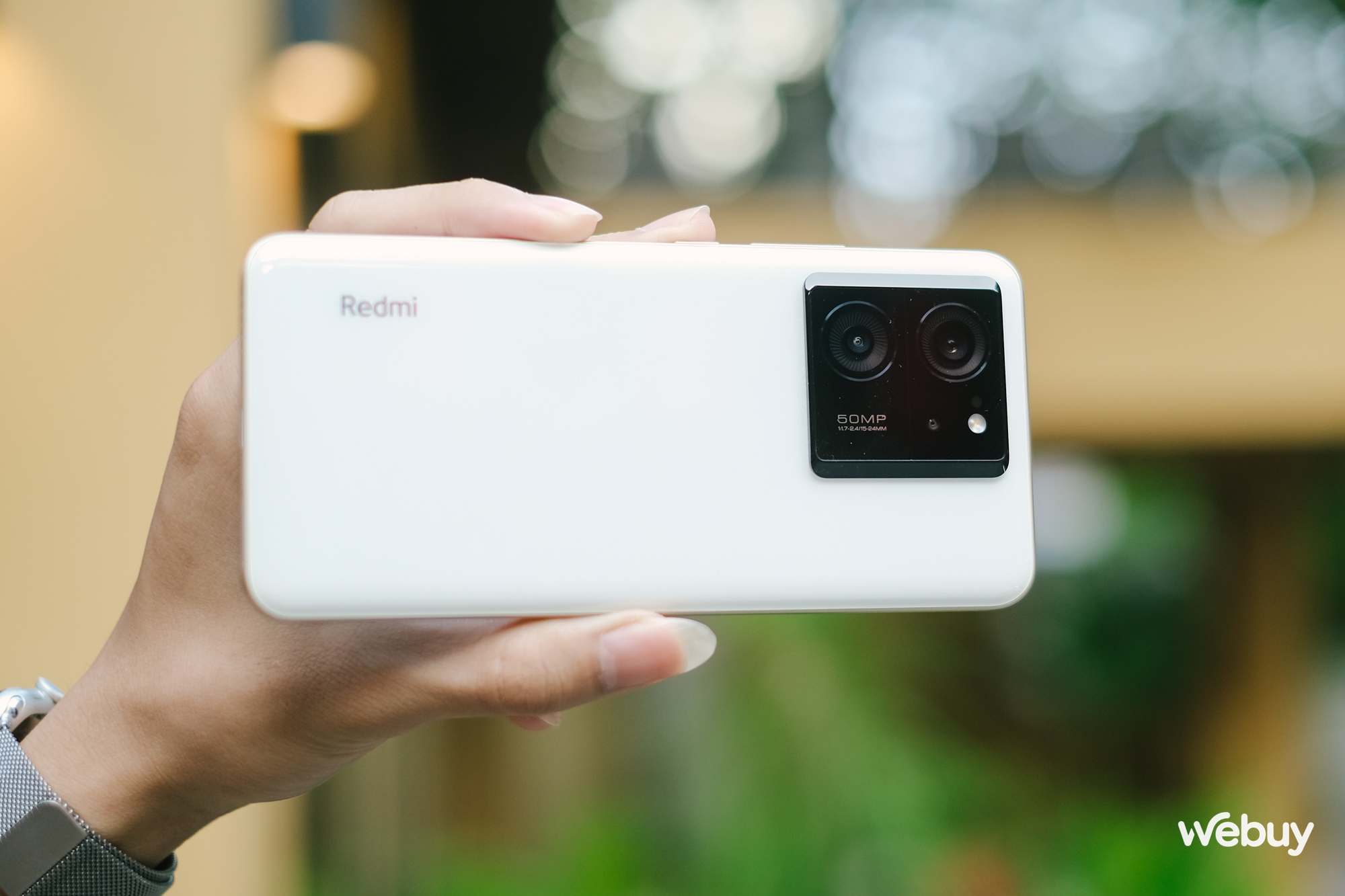 Trên tay smartphone Xiaomi có RAM 24GB, sạc 120W giá chưa tới 12 triệu đồng - Ảnh 3. Trên tay smartphone Xiaomi có RAM 24GB, sạc 120W giá chưa tới 12 triệu đồng - Ảnh 3.