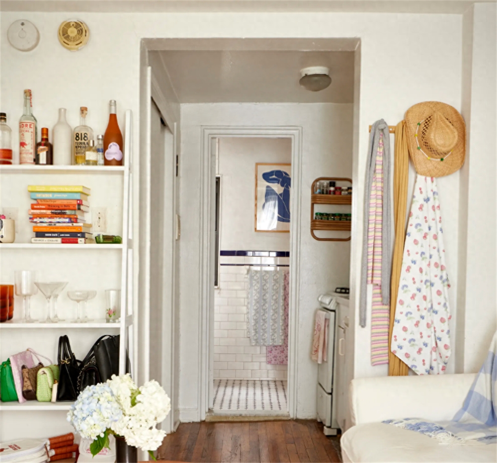 Thuê nhà 18m2 giá 52 triệu đồng, cô gái có nhiều bí quyết sống tốt trong không gian nhỏ - Ảnh 3. Thuê nhà 18m2 giá 52 triệu đồng, cô gái có nhiều bí quyết sống tốt trong không gian nhỏ - Ảnh 3.