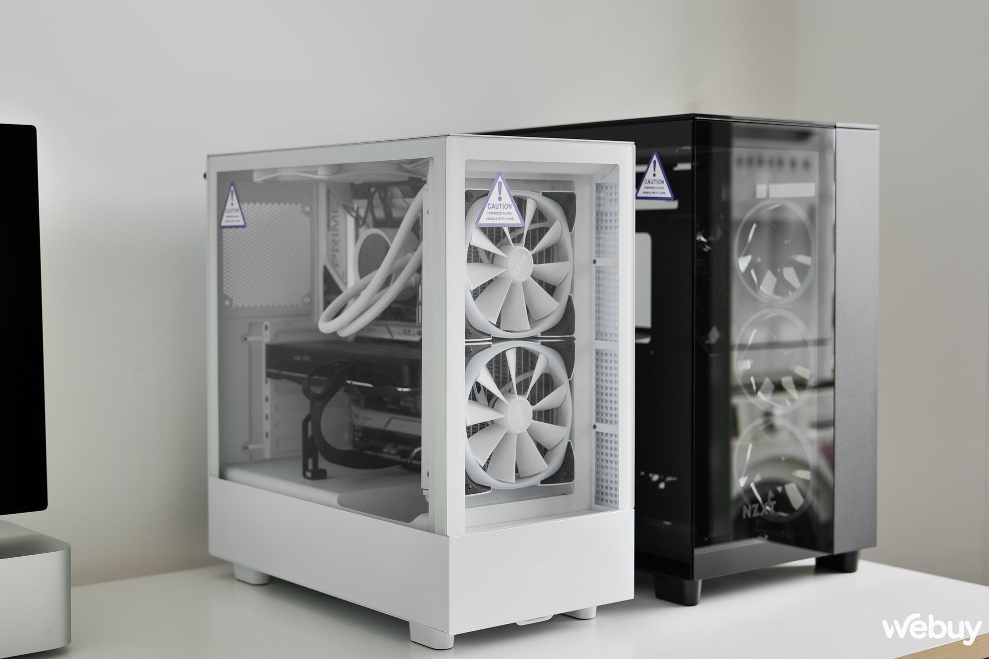 Đánh giá NZXT H9 Elite: Thoáng mát giải nhiệt, rộng rãi đi dây và cao cấp như cái tên - Ảnh 1. Đánh giá NZXT H9 Elite: Thoáng mát giải nhiệt, rộng rãi đi dây và cao cấp như cái tên - Ảnh 1.