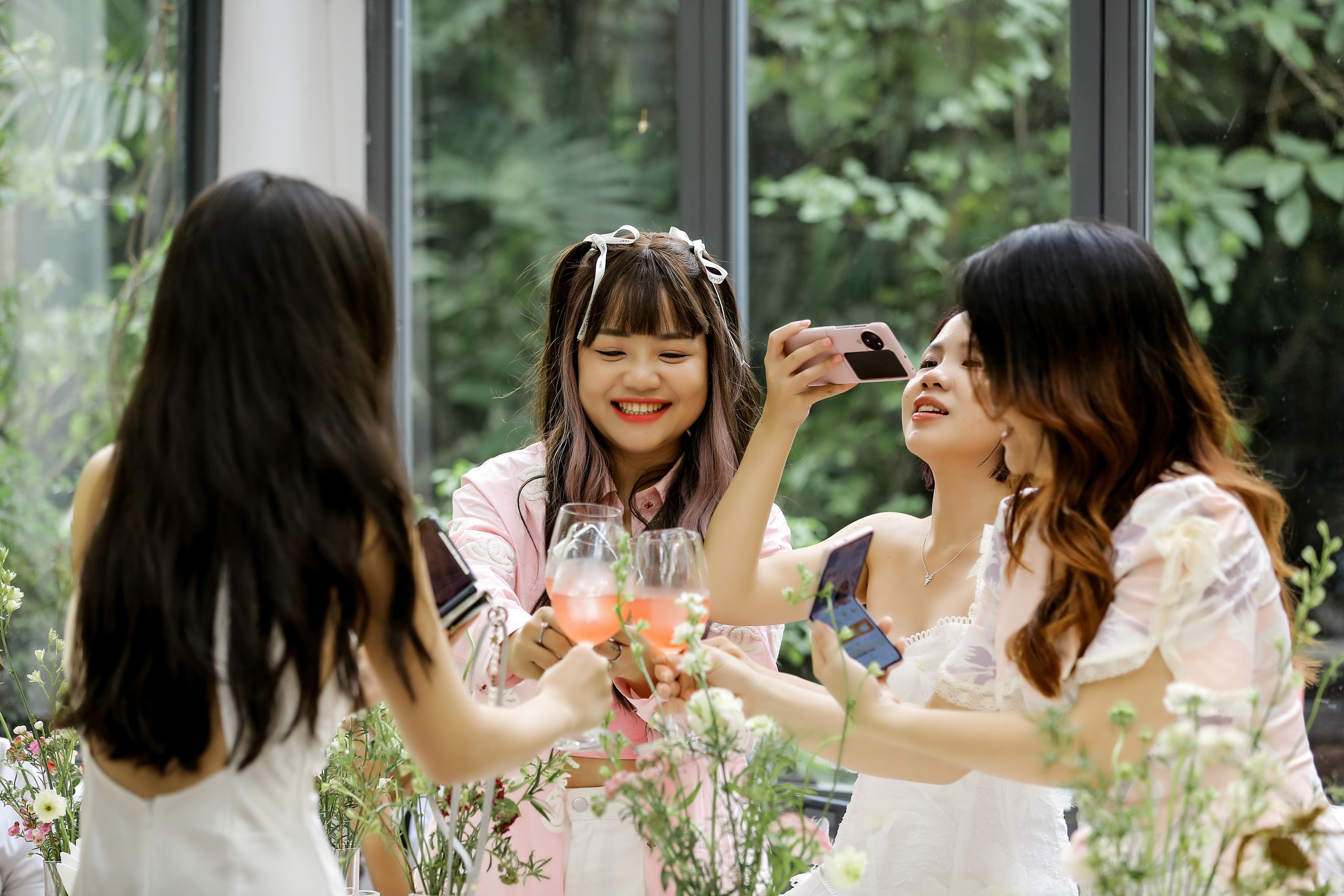 C&aacute;ch OPPO t&aacute;i định nghĩa smartphone gập: thiết lập đẳng cấp kh&aacute;c biệt, tạo dựng dấu ấn ri&ecirc;ng- Ảnh 18.