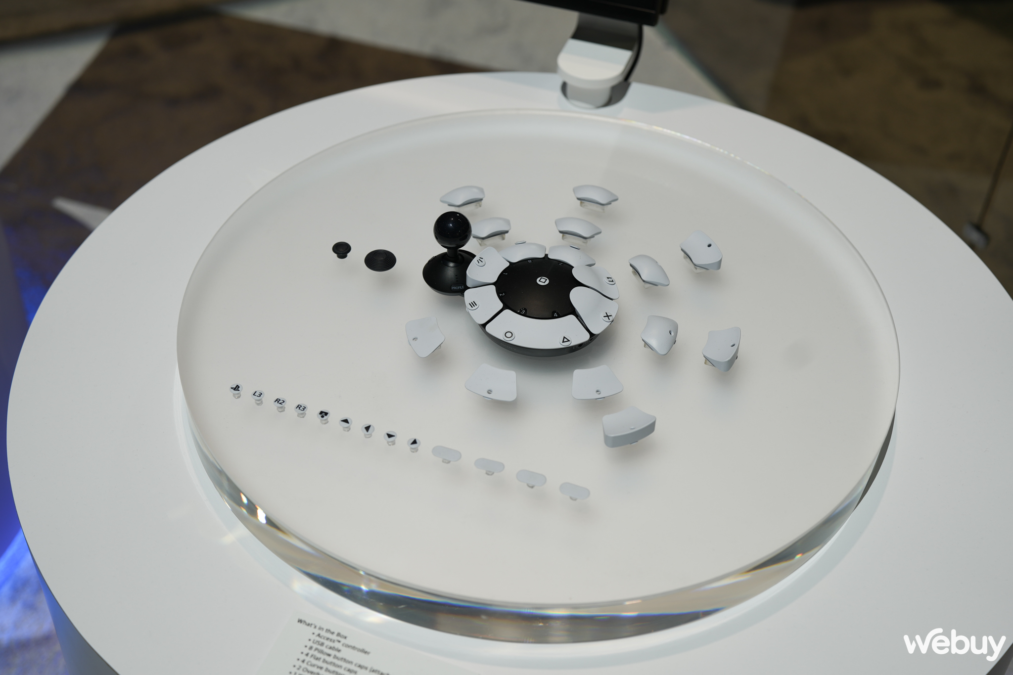 Sony mở quầy game tại CES 2024, trưng b&agrave;y PS5 m&agrave;u mới v&agrave; tay chơi game độc đ&aacute;o tr&ocirc;ng như đĩa b&aacute;nh tr&ocirc;i- Ảnh 4.