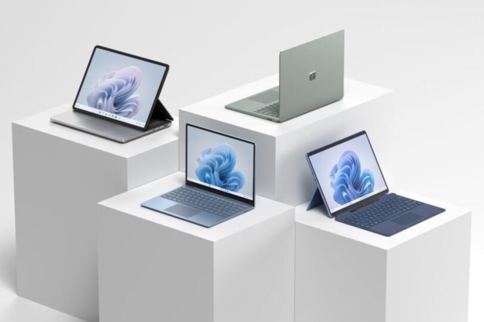 Đặt cược tất cả v&agrave;o AI, 2024 sẽ l&agrave; một năm &ldquo;được ăn cả, ng&atilde; về kh&ocirc;ng&rdquo; của Microsoft- Ảnh 6.