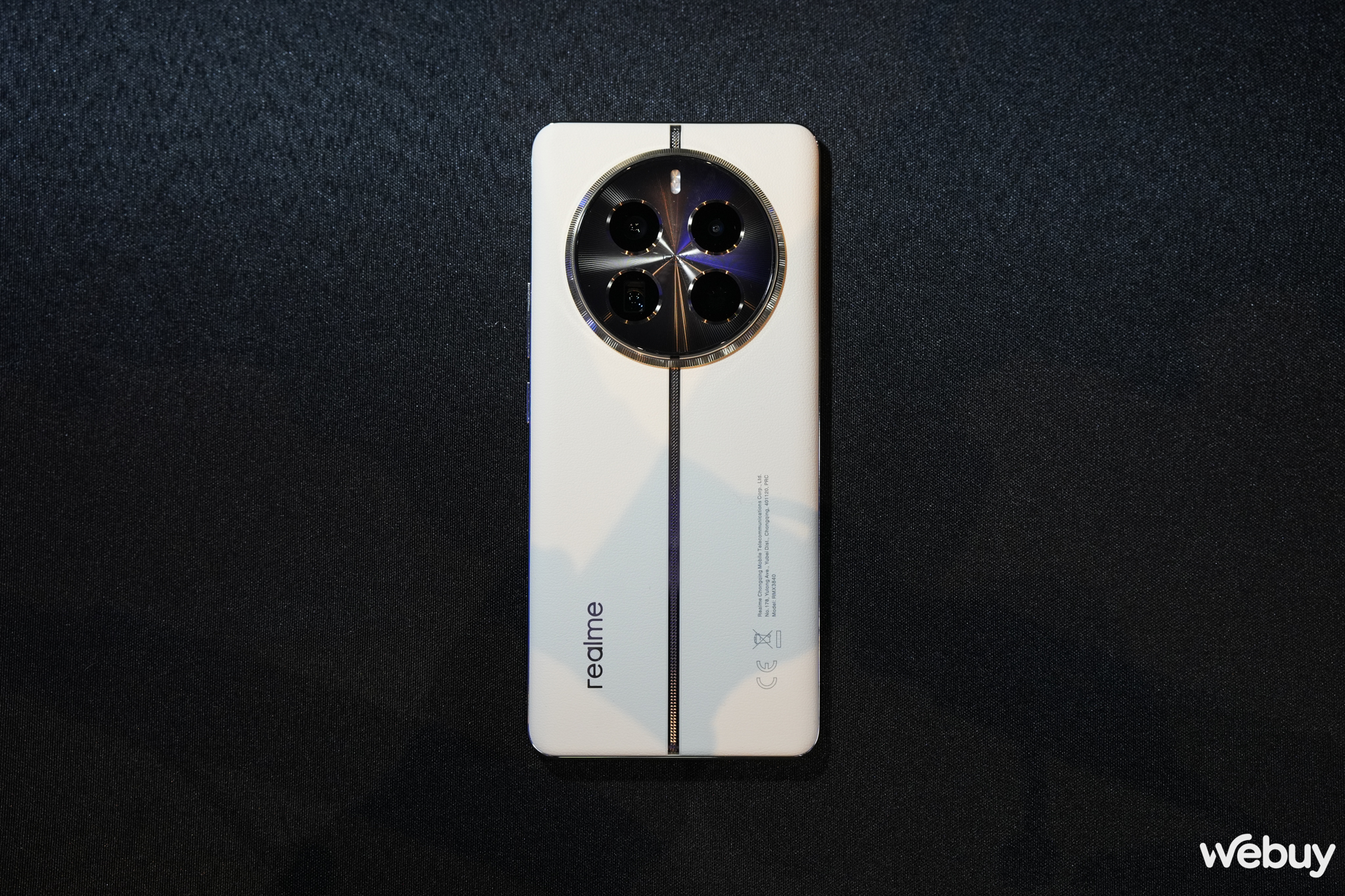 Tr&ecirc;n tay sớm realme 12 Pro+ tại CES 2024 với camera tiềm vọng 3x- Ảnh 6.