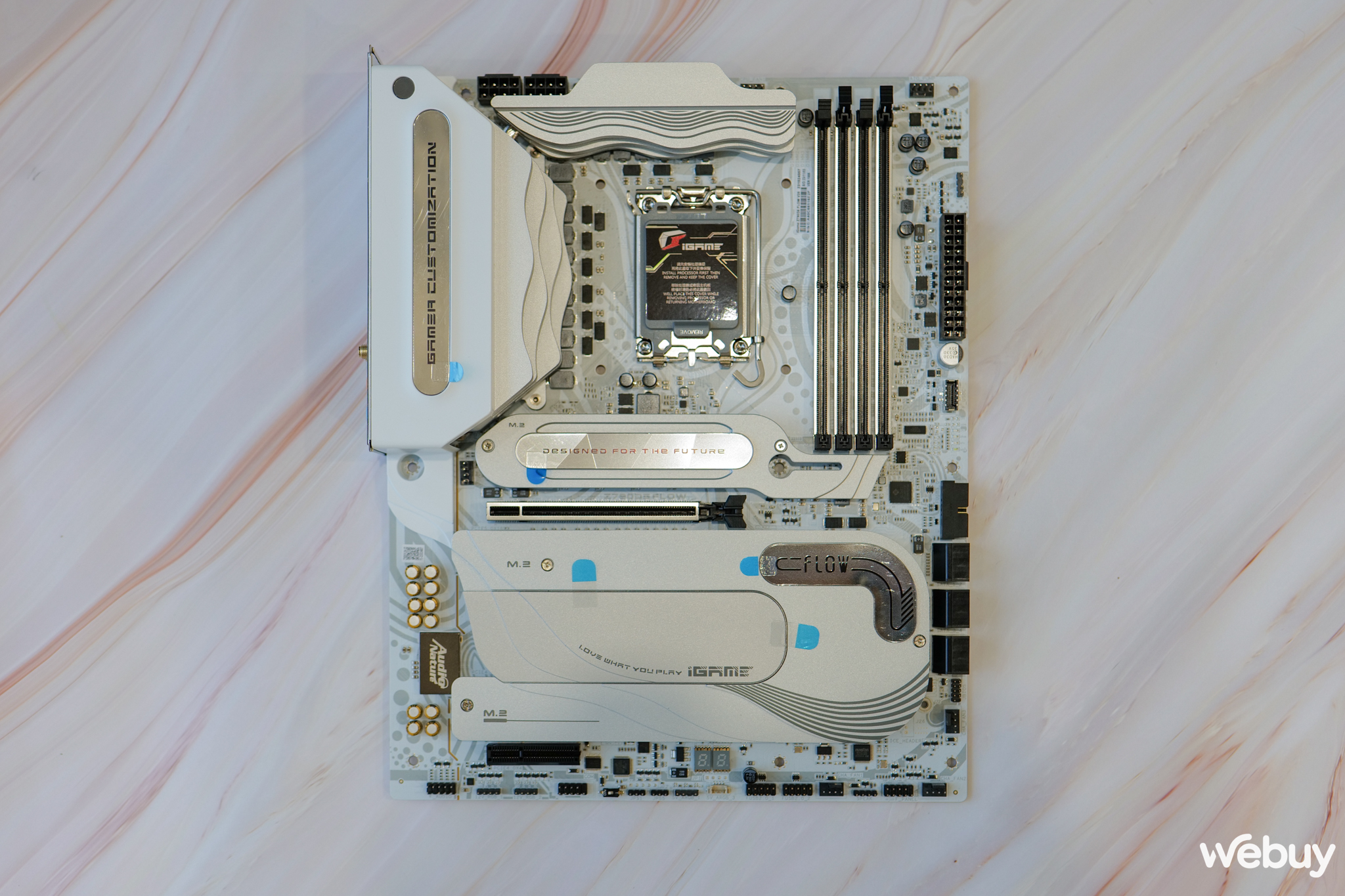 Trên tay Colorful iGame Z790D5 FLOW: mainboard màu trắng cho các cấu hình Intel cao cấp- Ảnh 5. Trên tay Colorful iGame Z790D5 FLOW: mainboard màu trắng cho các cấu hình Intel cao cấp- Ảnh 5.