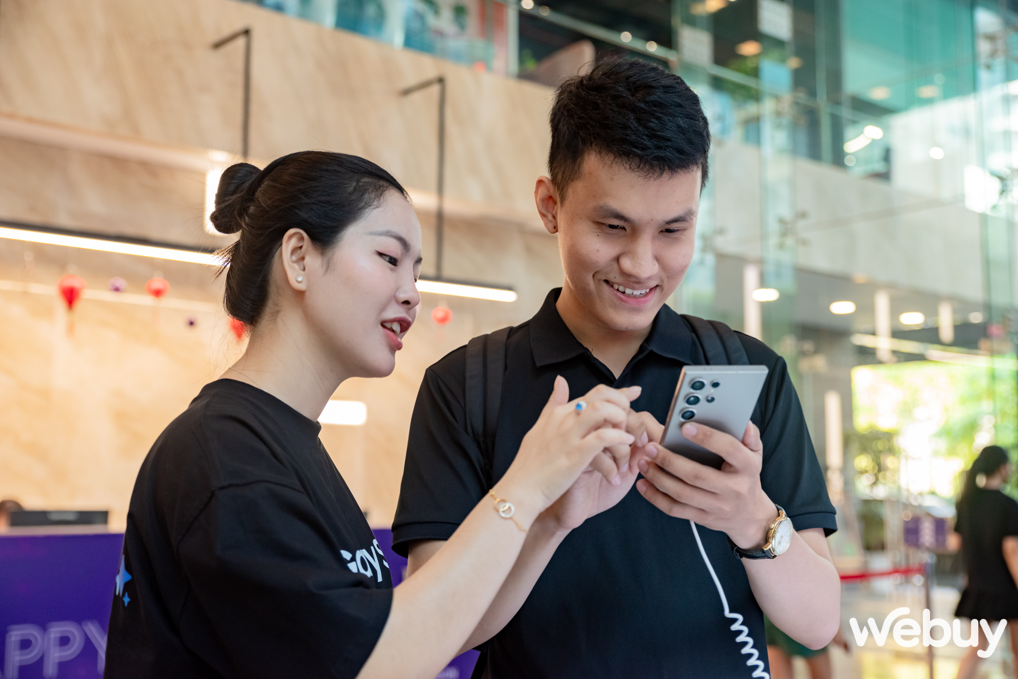 Một v&ograve;ng trải nghiệm Galaxy AI khắp TP Hồ Ch&iacute; Minh để thấy Samsung "chiều" người trẻ như thế n&agrave;y đ&acirc;y!- Ảnh 12.