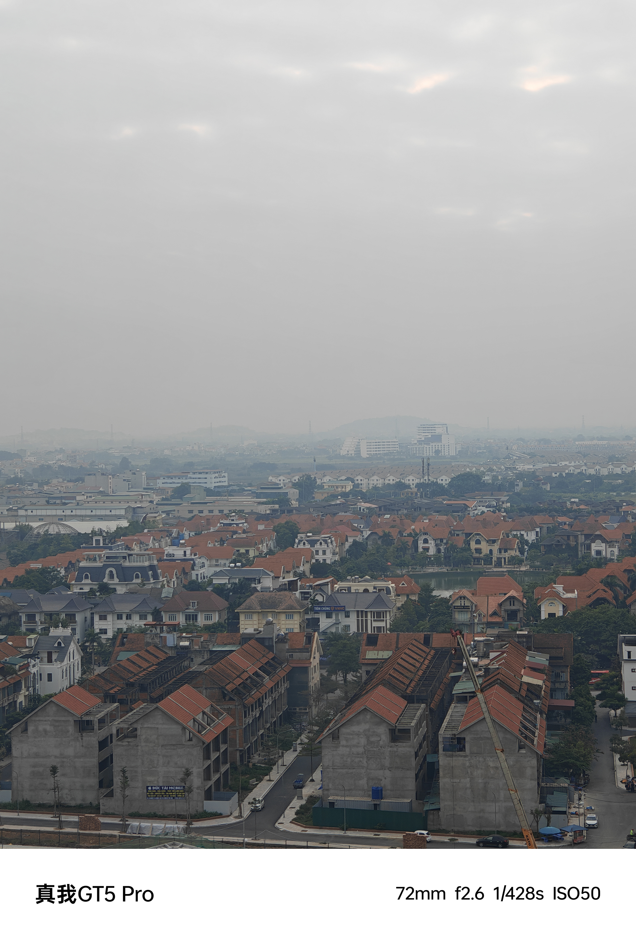 Xiaomi 14 chưa l&agrave; g&igrave;, realme lại "ph&aacute; đảo" ph&acirc;n kh&uacute;c với smartphone Snapdragon 8 Gen 3, RAM 16GB, bộ nhớ 1TB m&agrave; gi&aacute; cực "mềm"- Ảnh 13.