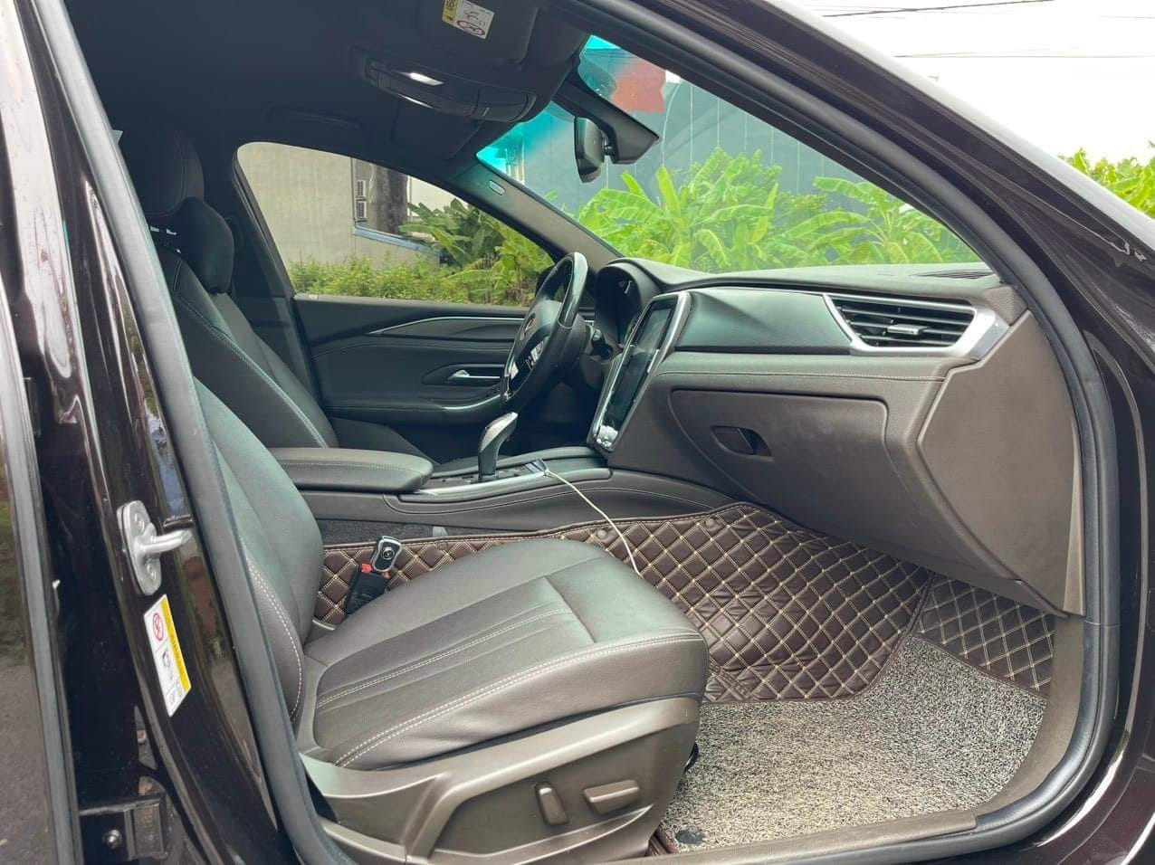 Mua VinFast Lux A2.0 từng phải bỏ ra hơn 1,3 tỷ đồng, nay sang tay giá chỉ ngang mẫu xe 'quốc dân'- Ảnh 40. Mua VinFast Lux A2.0 từng phải bỏ ra hơn 1,3 tỷ đồng, nay sang tay giá chỉ ngang mẫu xe 'quốc dân'- Ảnh 40.