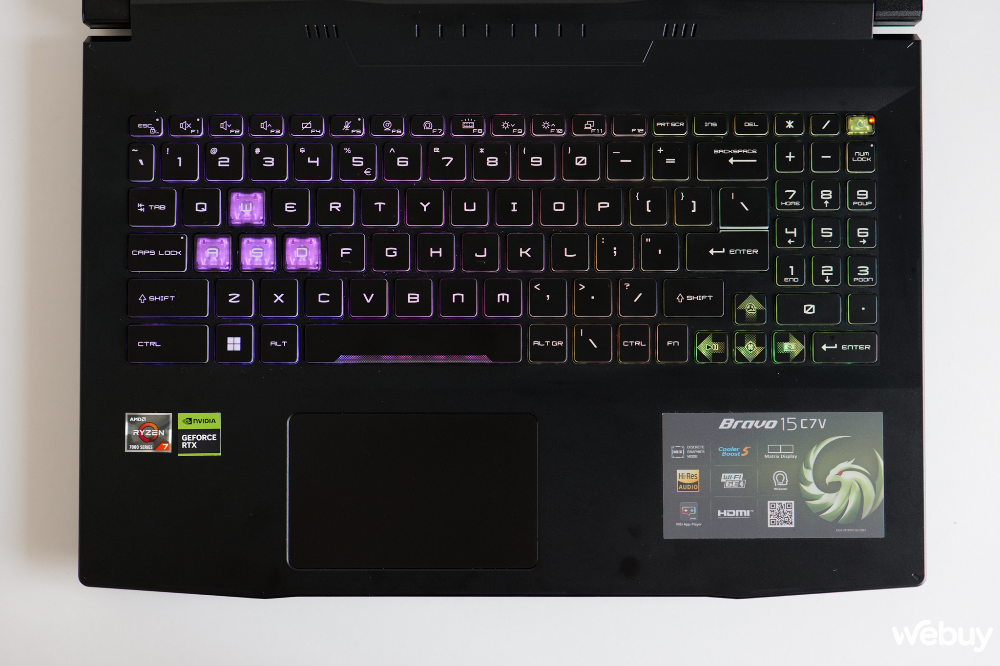 Dùng thử MSI Bravo 15 C7V: Laptop chơi game chạy đua công nghệ với mức giá hợp lý- Ảnh 9. Dùng thử MSI Bravo 15 C7V: Laptop chơi game chạy đua công nghệ với mức giá hợp lý- Ảnh 9.