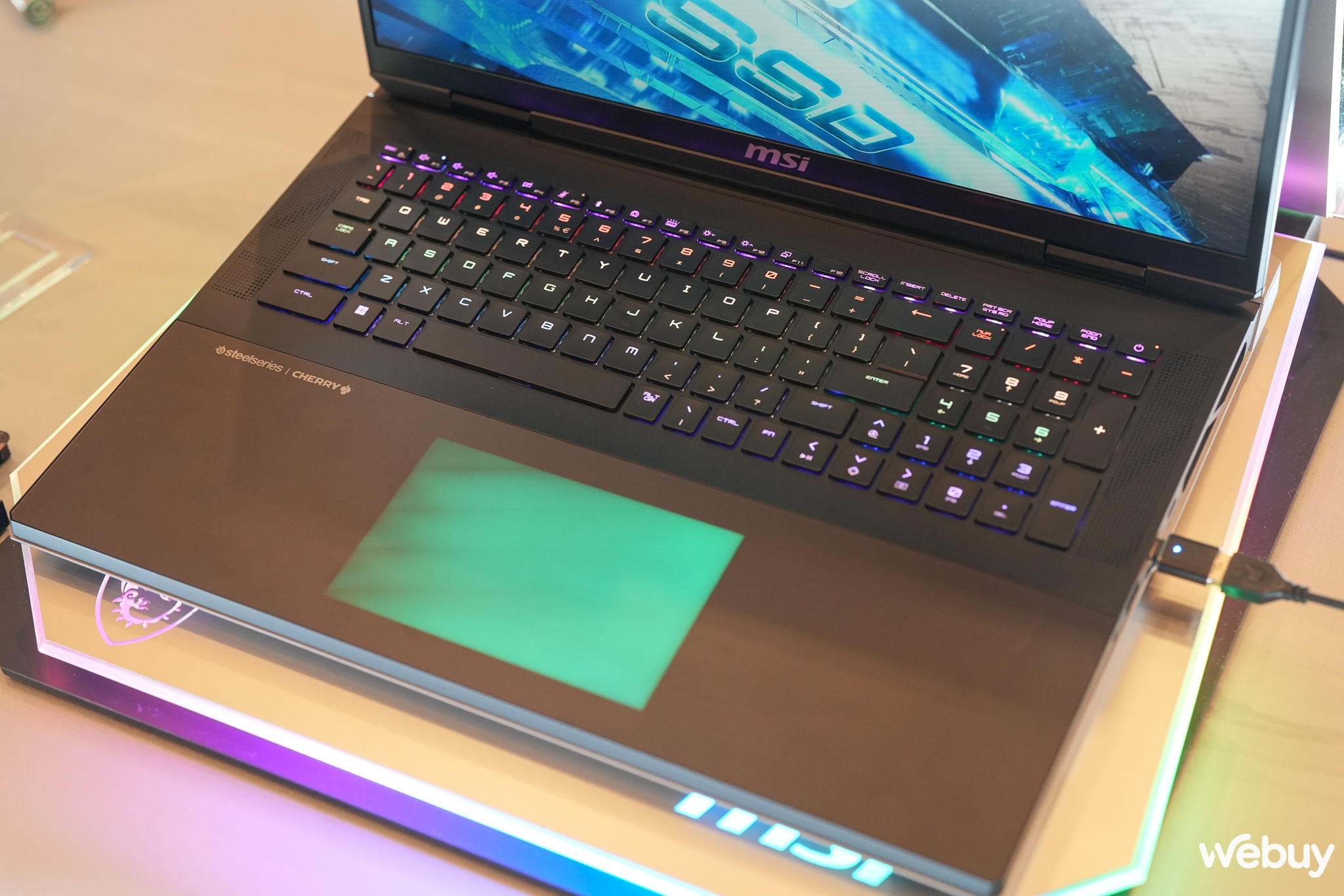 Có giá bán tới 121 triệu đồng, loạt laptop gaming mới của MSI sở hữu cấu hình mạnh cỡ nào mà đắt đến vậy?- Ảnh 2. Có giá bán tới 121 triệu đồng, loạt laptop gaming mới của MSI sở hữu cấu hình mạnh cỡ nào mà đắt đến vậy?- Ảnh 2.