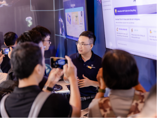 Doanh nghiệp Việt hưởng lợi gì trước làn sóng AI tạo sinh?- Ảnh 2. Doanh nghiệp Việt hưởng lợi gì trước làn sóng AI tạo sinh?- Ảnh 2.