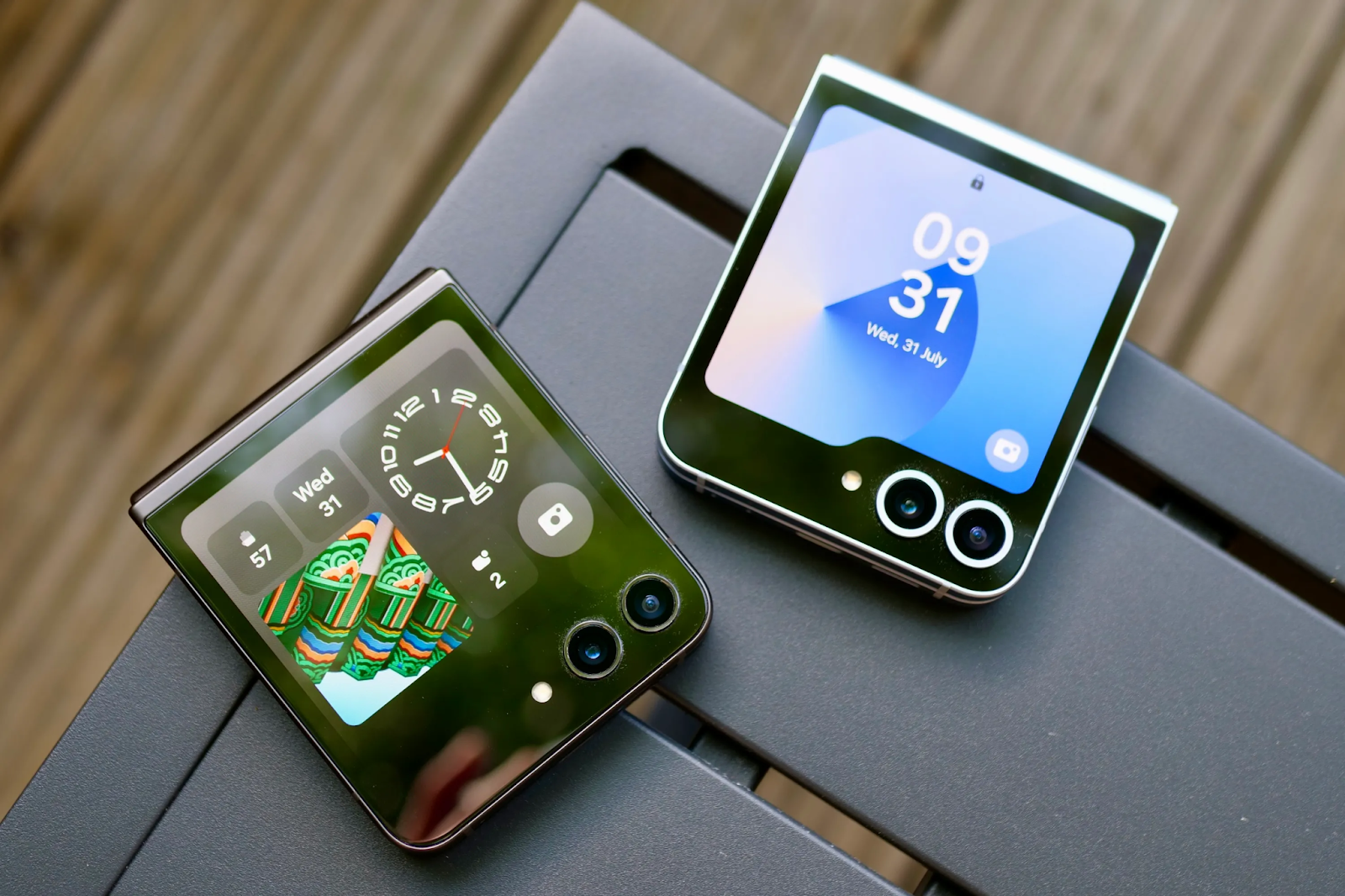 Galaxy Z Flip6: smartphone gập duy nhất lọt v&agrave;o danh s&aacute;ch 10 smartphone tốt nhất theo kết quả ph&acirc;n t&iacute;ch 1,1 triệu review của AI- Ảnh 3.