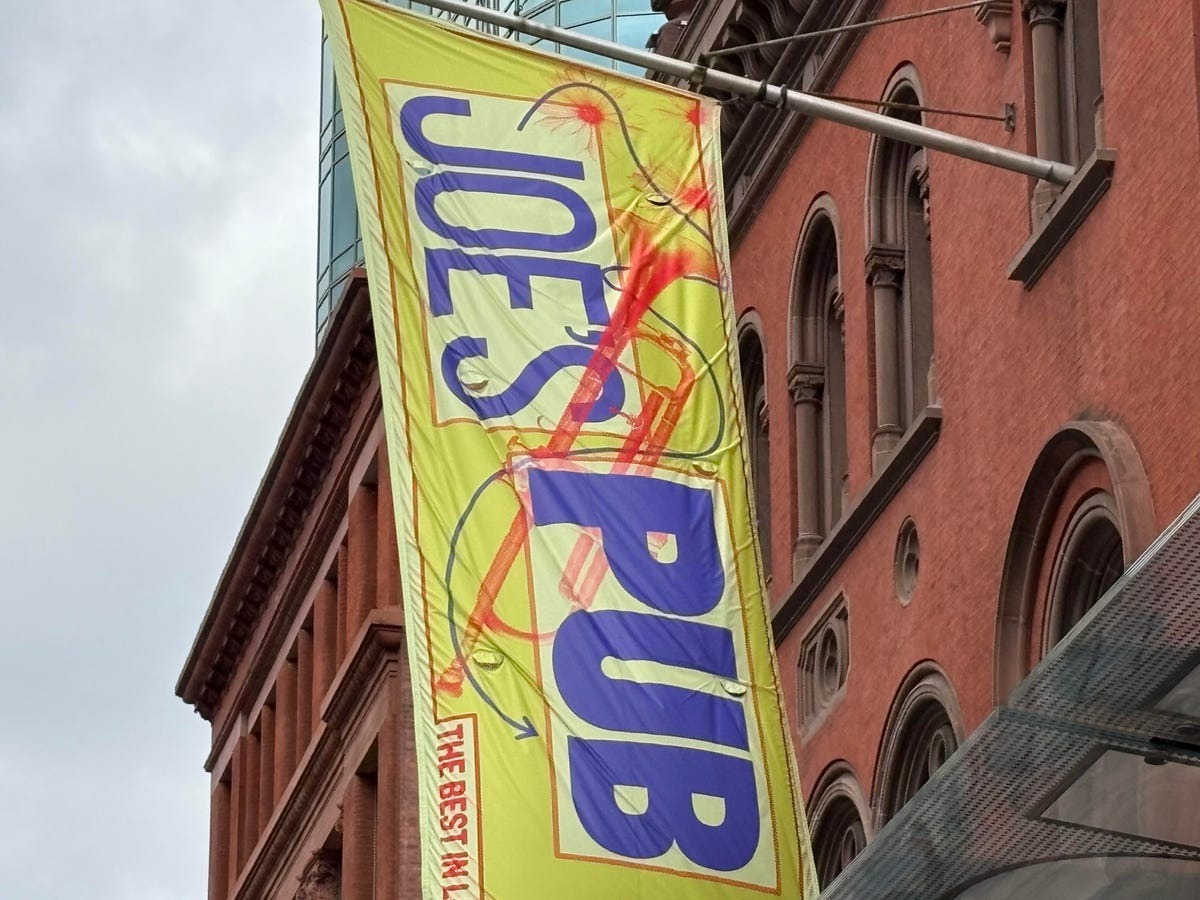 So sánh ảnh chụp iPhone 16 và iPhone 12: Chỉ sau 4 năm mà chất lượng lên cao đến mức đáng kinh ngạc- Ảnh 9. So sánh ảnh chụp iPhone 16 và iPhone 12: Chỉ sau 4 năm mà chất lượng lên cao đến mức đáng kinh ngạc- Ảnh 9.