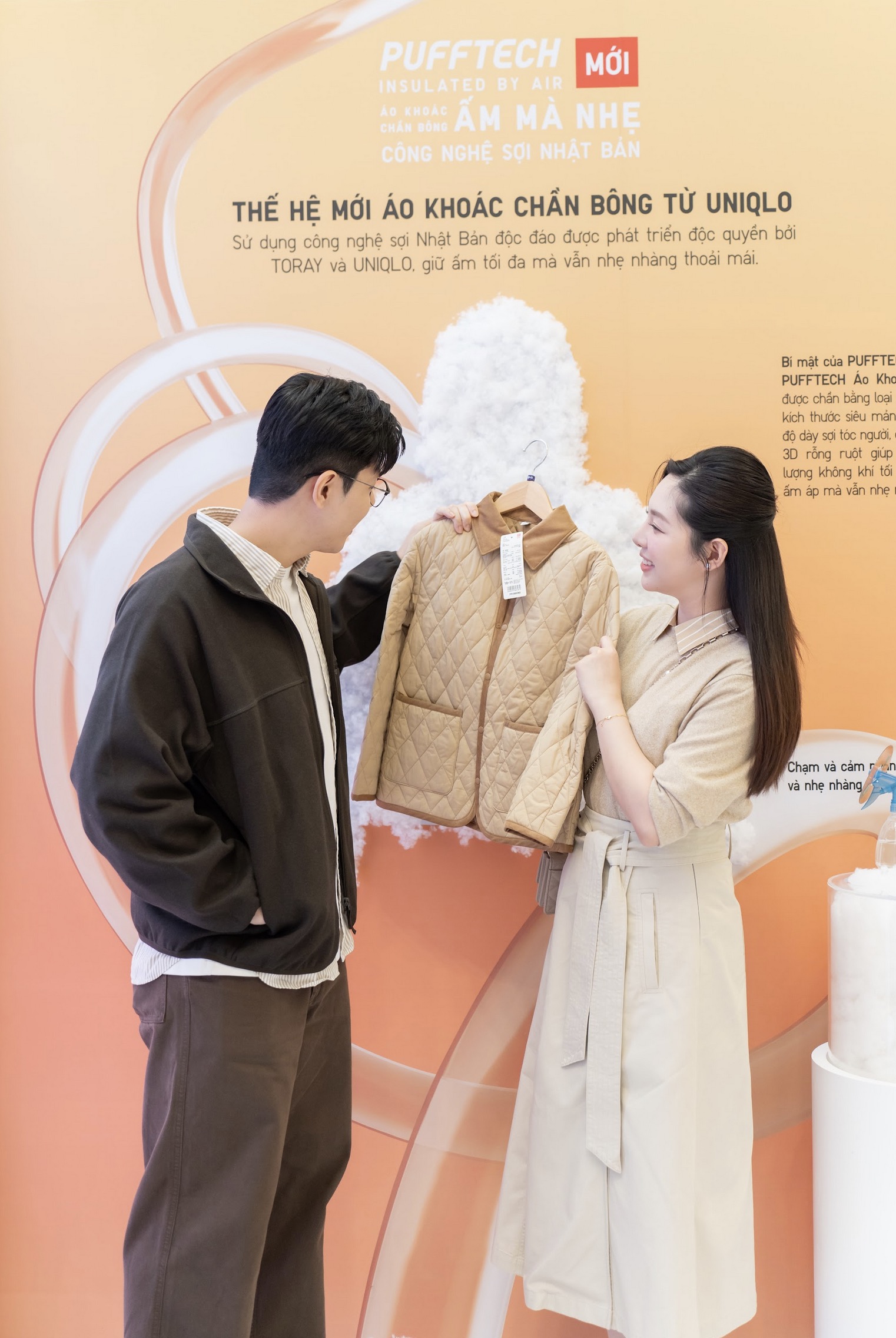 UNIQLO ra mắt bộ sưu tập Thu Đông mới: Áo PUFFTECH mỏng nhẹ mà siêu ấm, chống lạnh từ sương gió, dễ giặt sạch- Ảnh 3. UNIQLO ra mắt bộ sưu tập Thu Đông mới: Áo PUFFTECH mỏng nhẹ mà siêu ấm, chống lạnh từ sương gió, dễ giặt sạch- Ảnh 3.